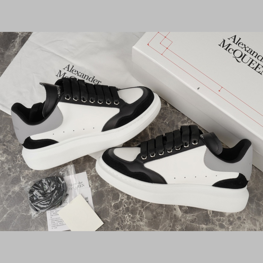 Alexander McQueen Oversized Sneaker 'Black White Grey' - EUR FASHION