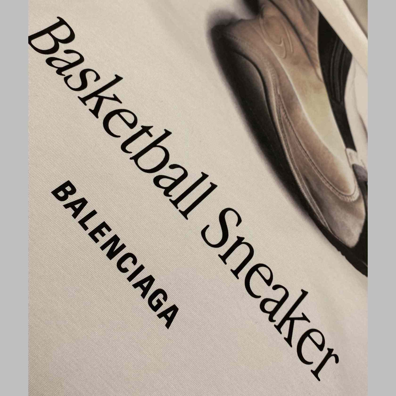 Balenciaga Basketball Sneaker T-Shirt Oversized In Dirty White - EUR FASHION
