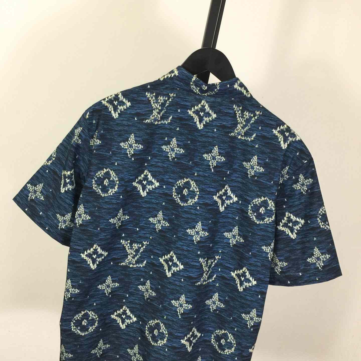 Louis Vuitton Printed Monogram Short-Sleeved Shirt   1AHVU4 - EUR FASHION