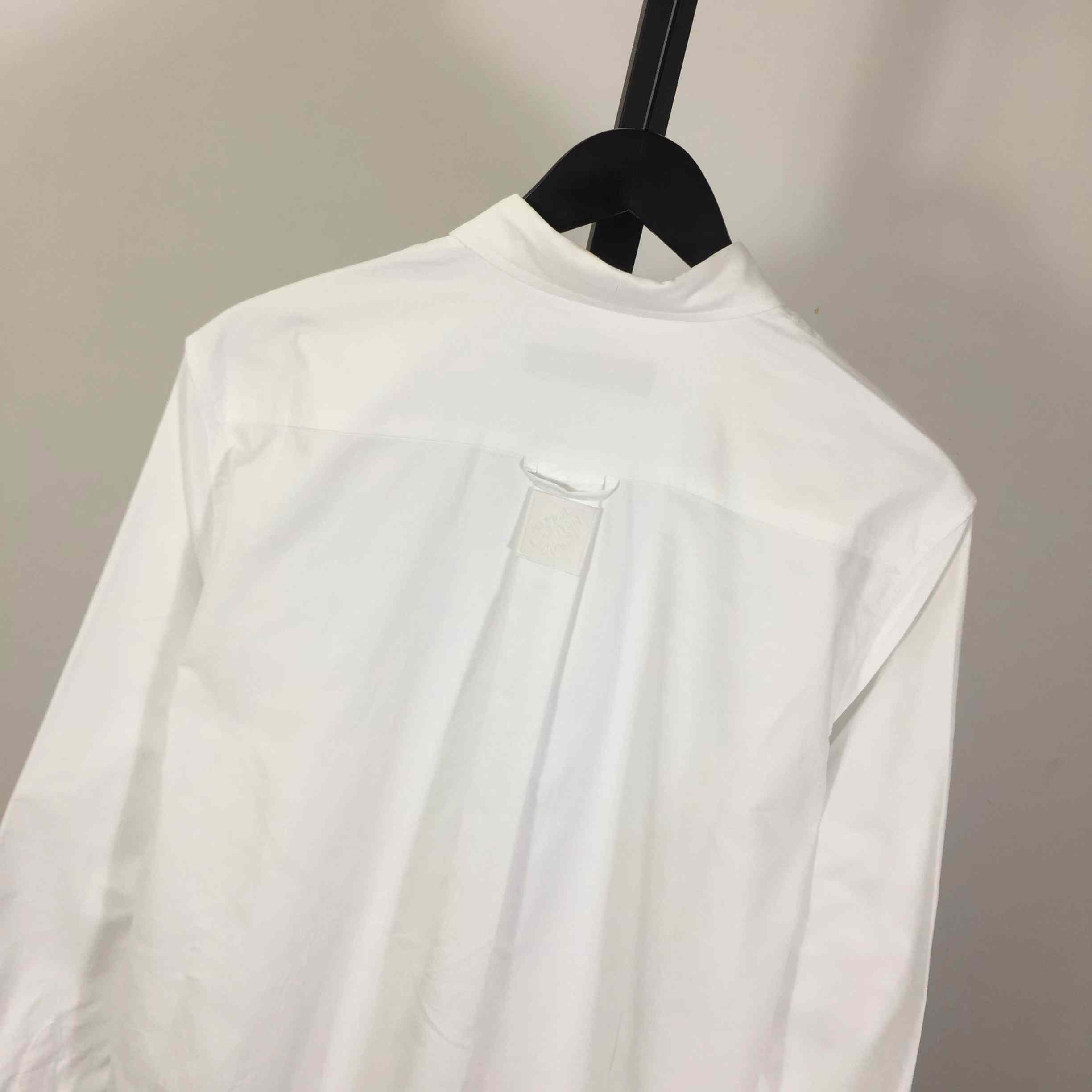 Louis Vuitton Embellished Long-Sleeved Cotton Shirt  1AGTQ5  - EUR FASHION