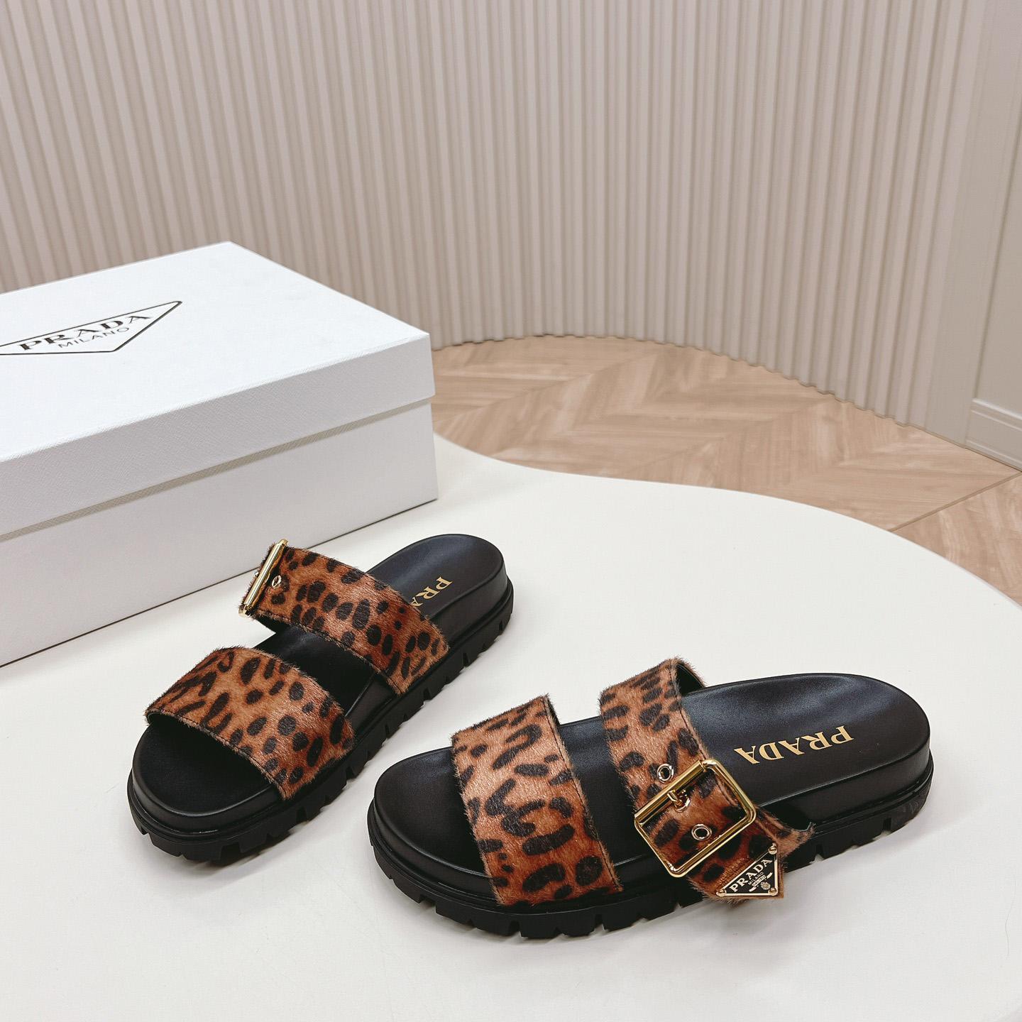 Prada Printed Leather Slides - EUR FASHION