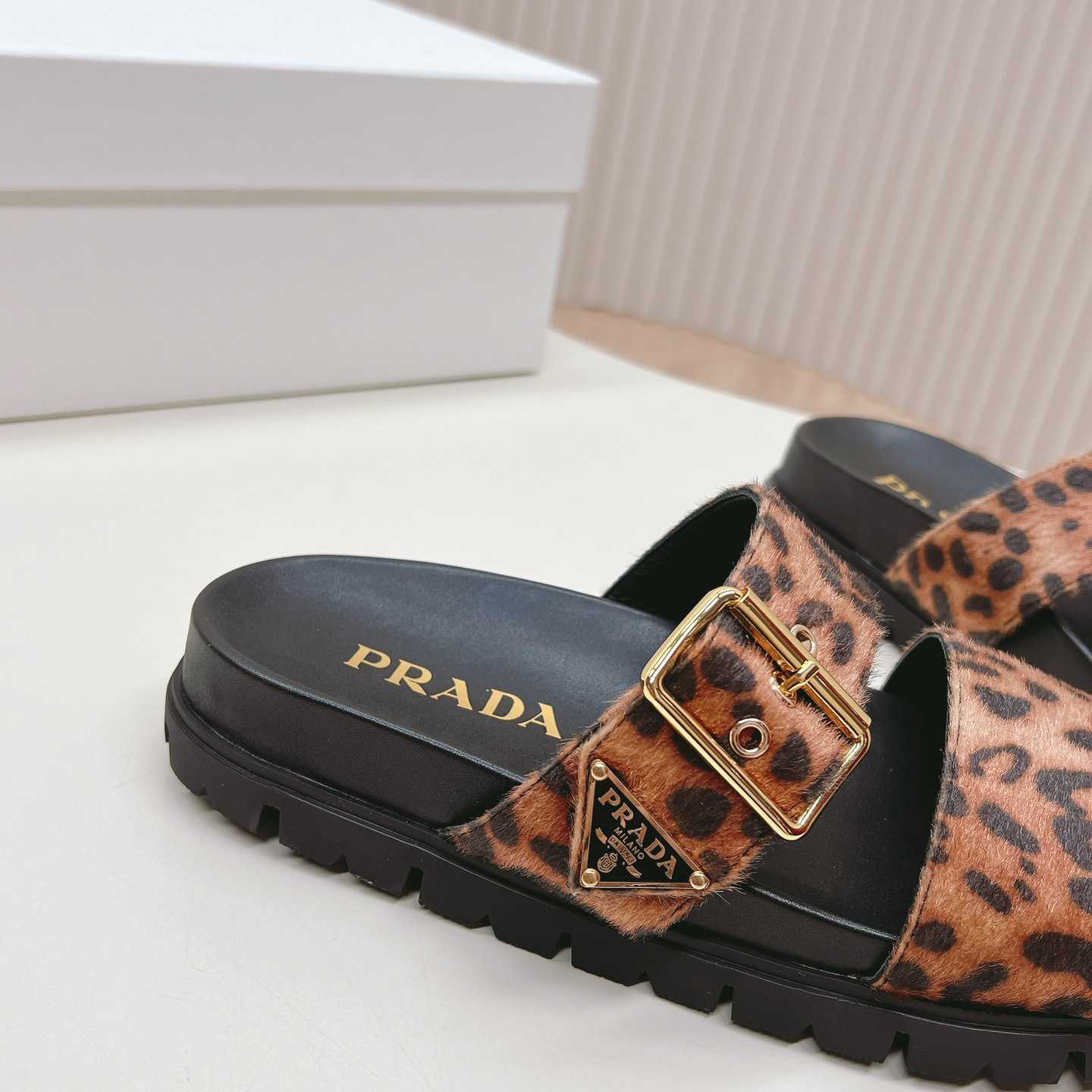 Prada Printed Leather Slides - EUR FASHION