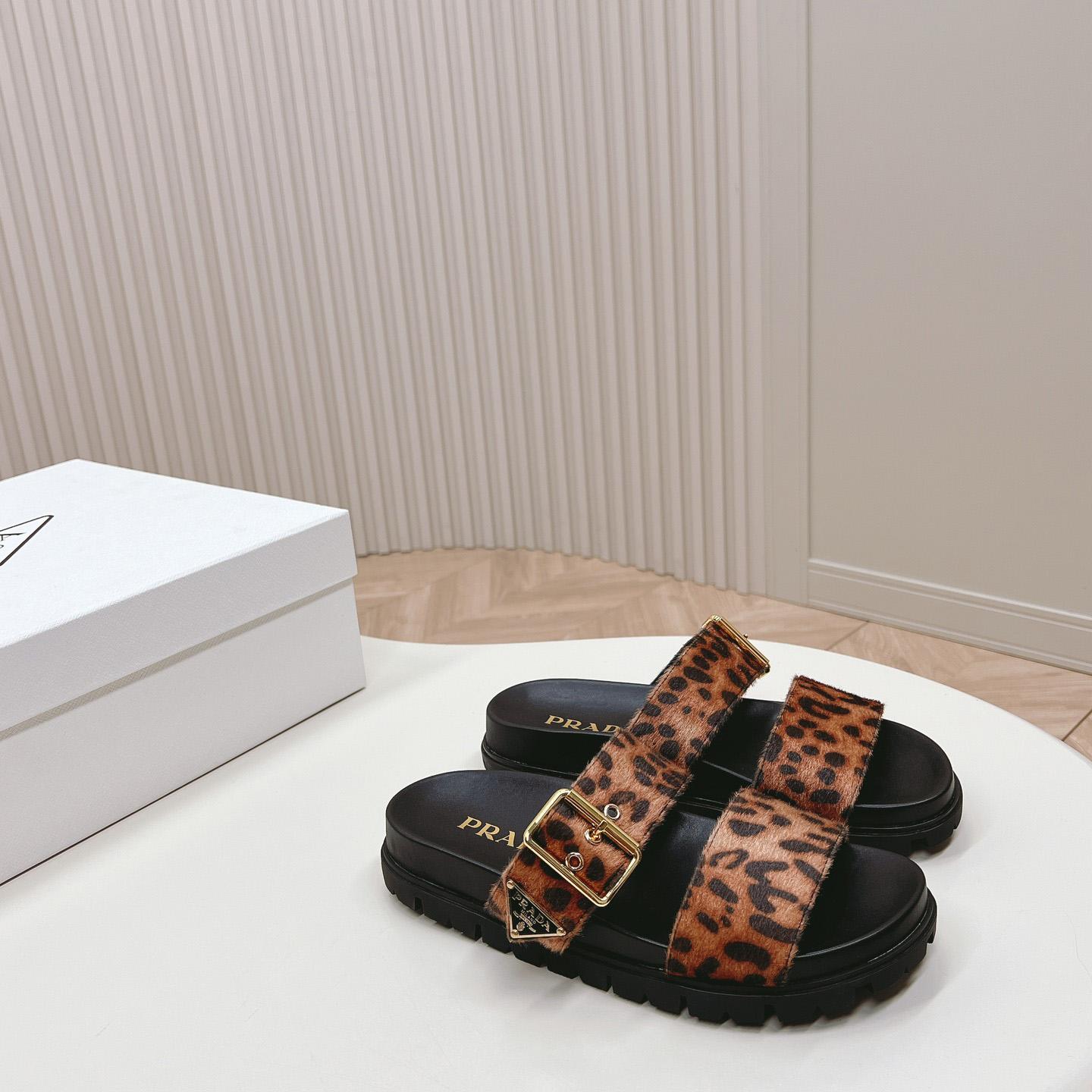 Prada Printed Leather Slides - EUR FASHION