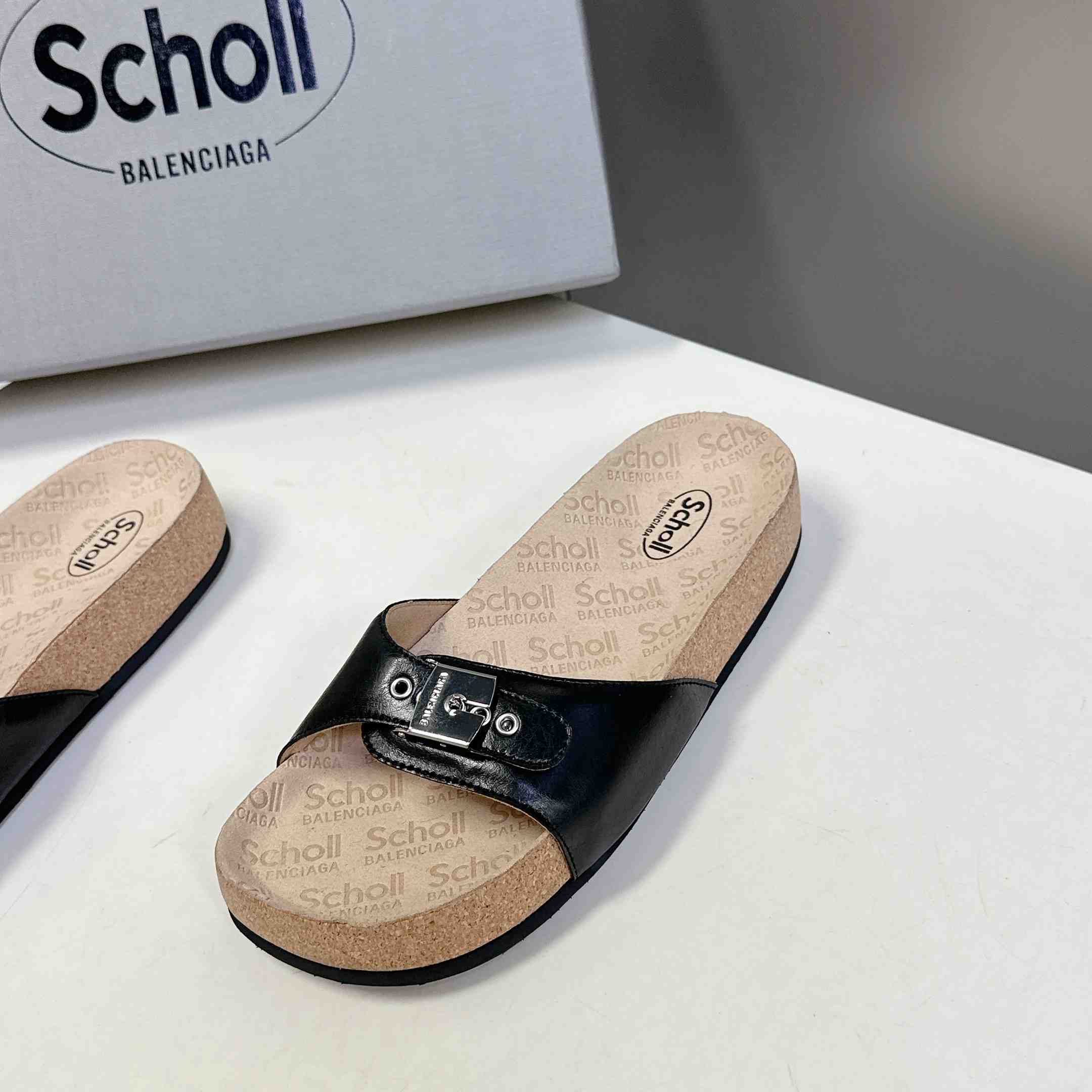 Balenciaga Scholl Flat Sandal In Black - EUR FASHION
