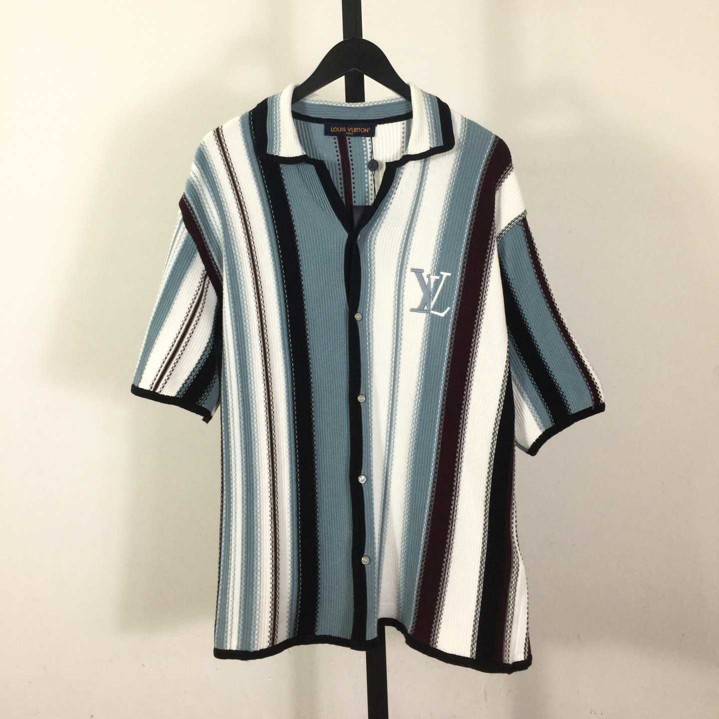 Louis Vuitton Striped Crochet Short-Sleeved Shirt   1AHVOO - EUR FASHION