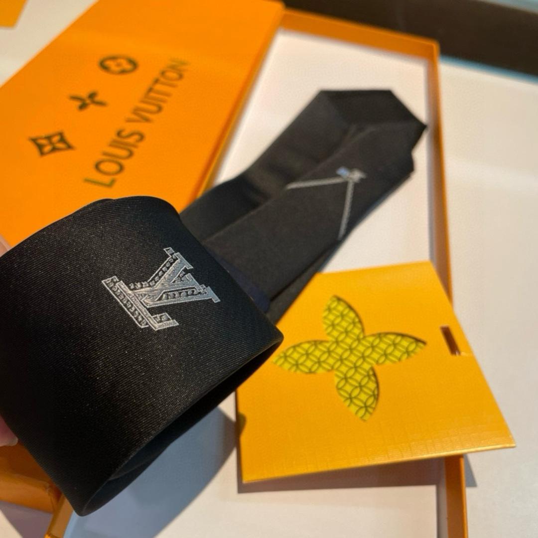Louis Vuitton Tie - EUR FASHION