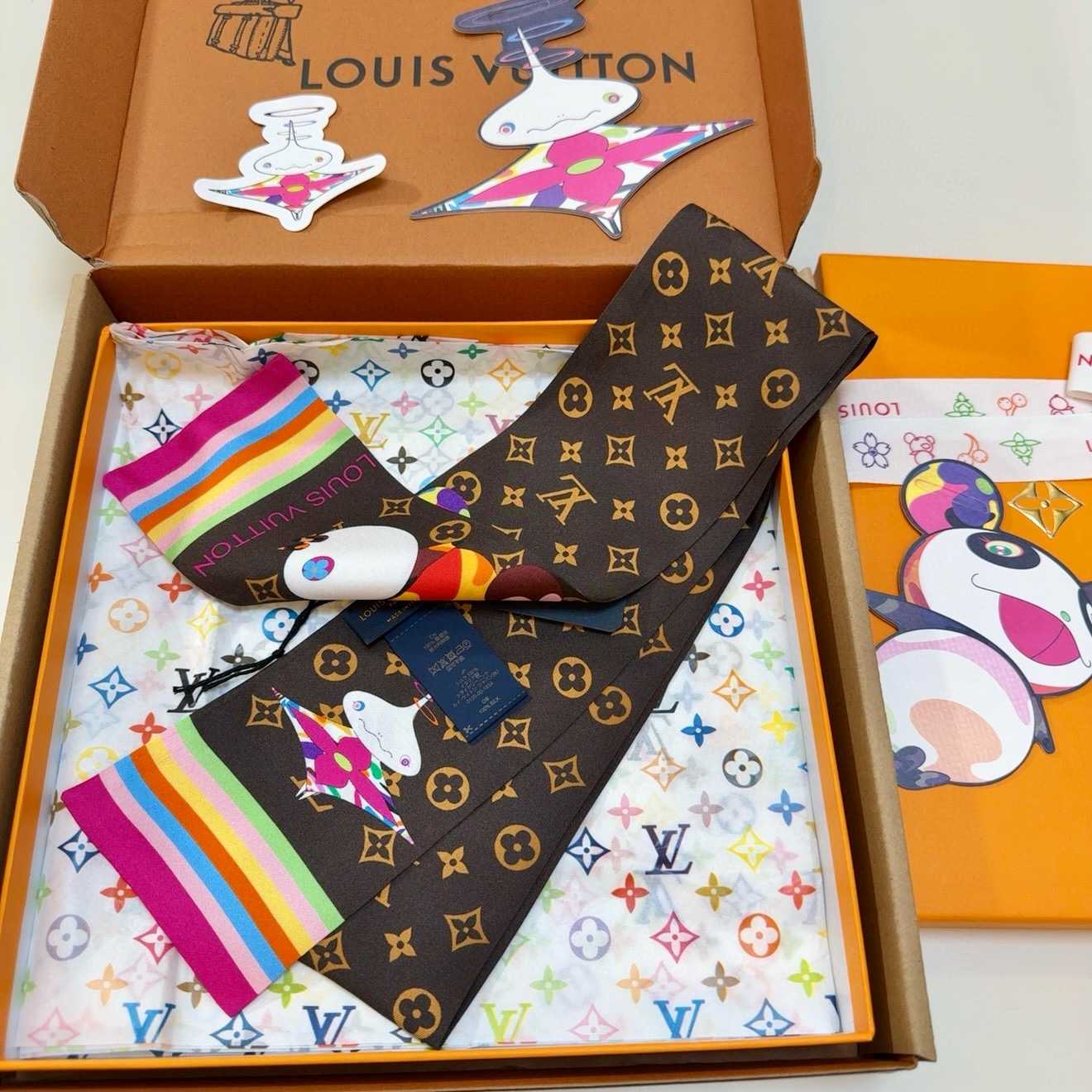 Louis Vuitton LV x TM Superflat Character Bandeau   M96083 - EUR FASHION