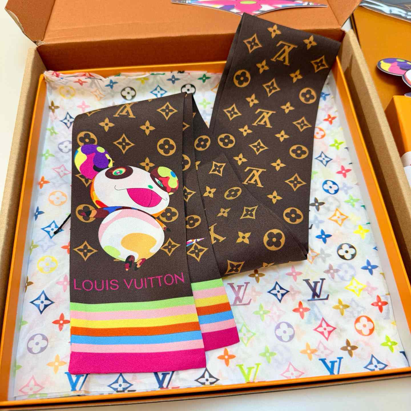 Louis Vuitton LV x TM Superflat Character Bandeau   M96083 - EUR FASHION
