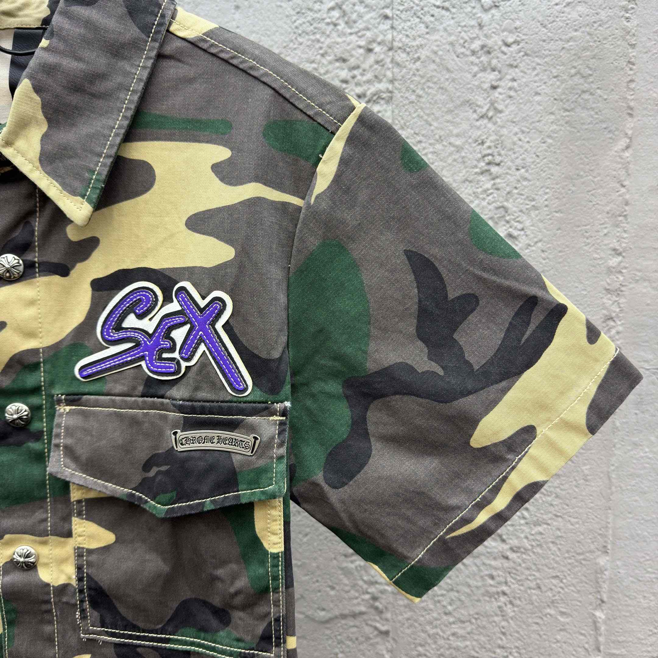 Chrome Hearts Matty Boy Sex Records Camo Cropped Button Up - EUR FASHION