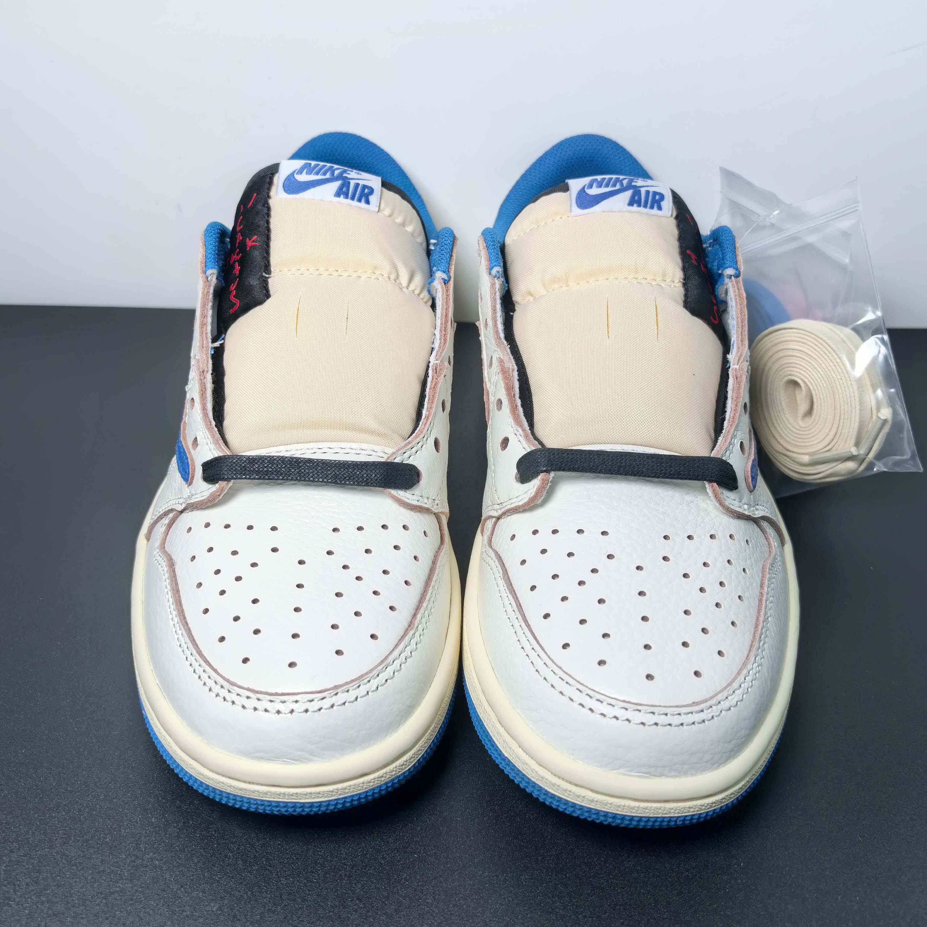 ​Travis Scott x Fragment x Air Jordan 1 Low OG Sneaker    DM7866-104 - EUR FASHION