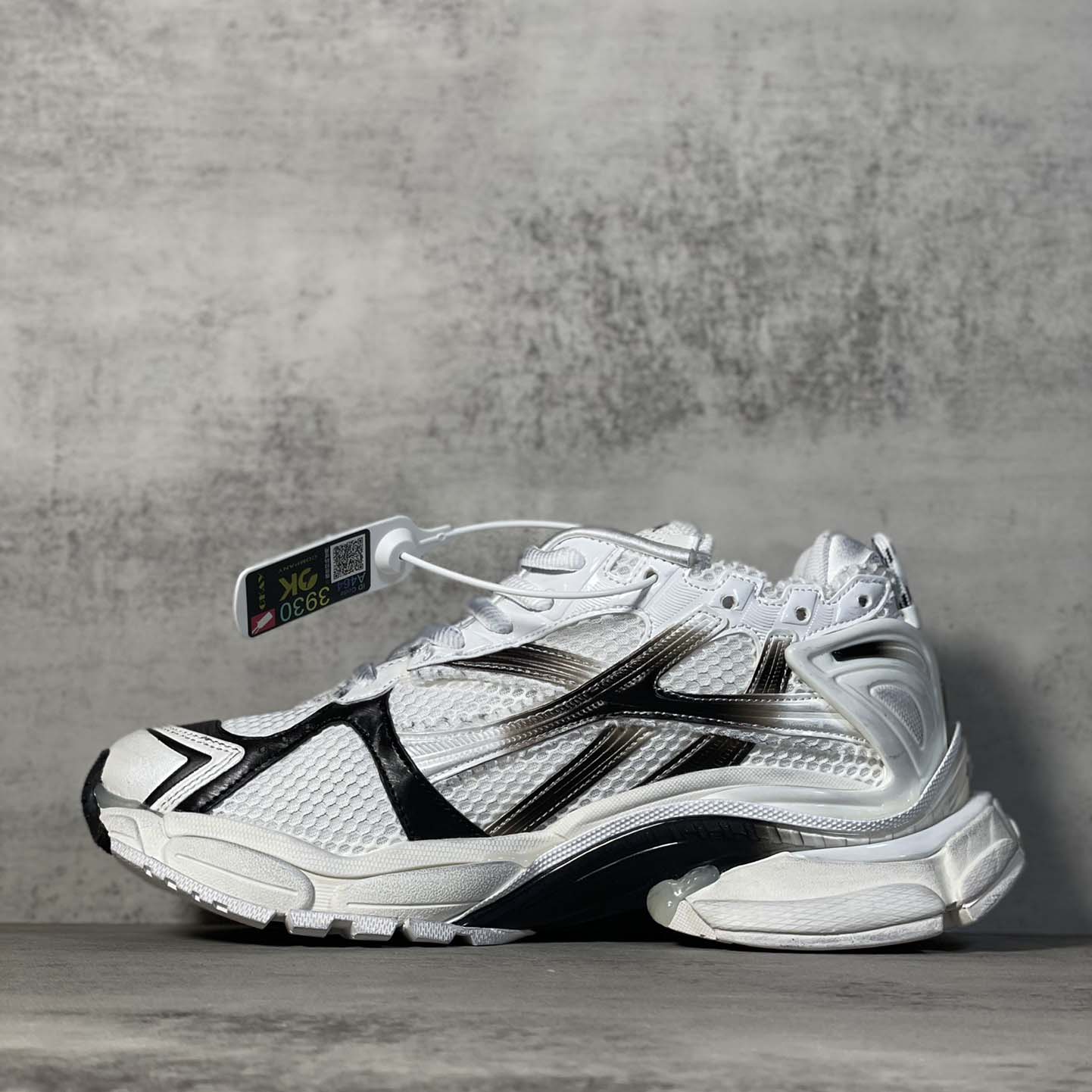Balenciaga Runner Sneakers - EUR FASHION