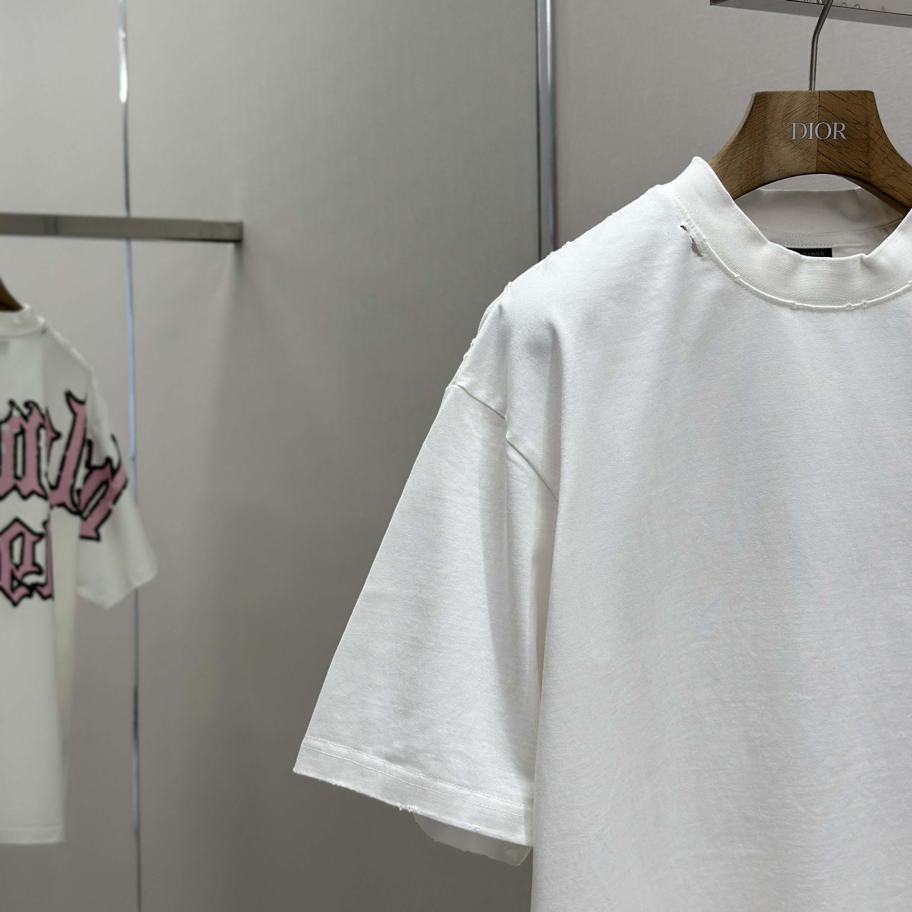 Balenciaga Blackletter Script Oversized T Shirt - EUR FASHION