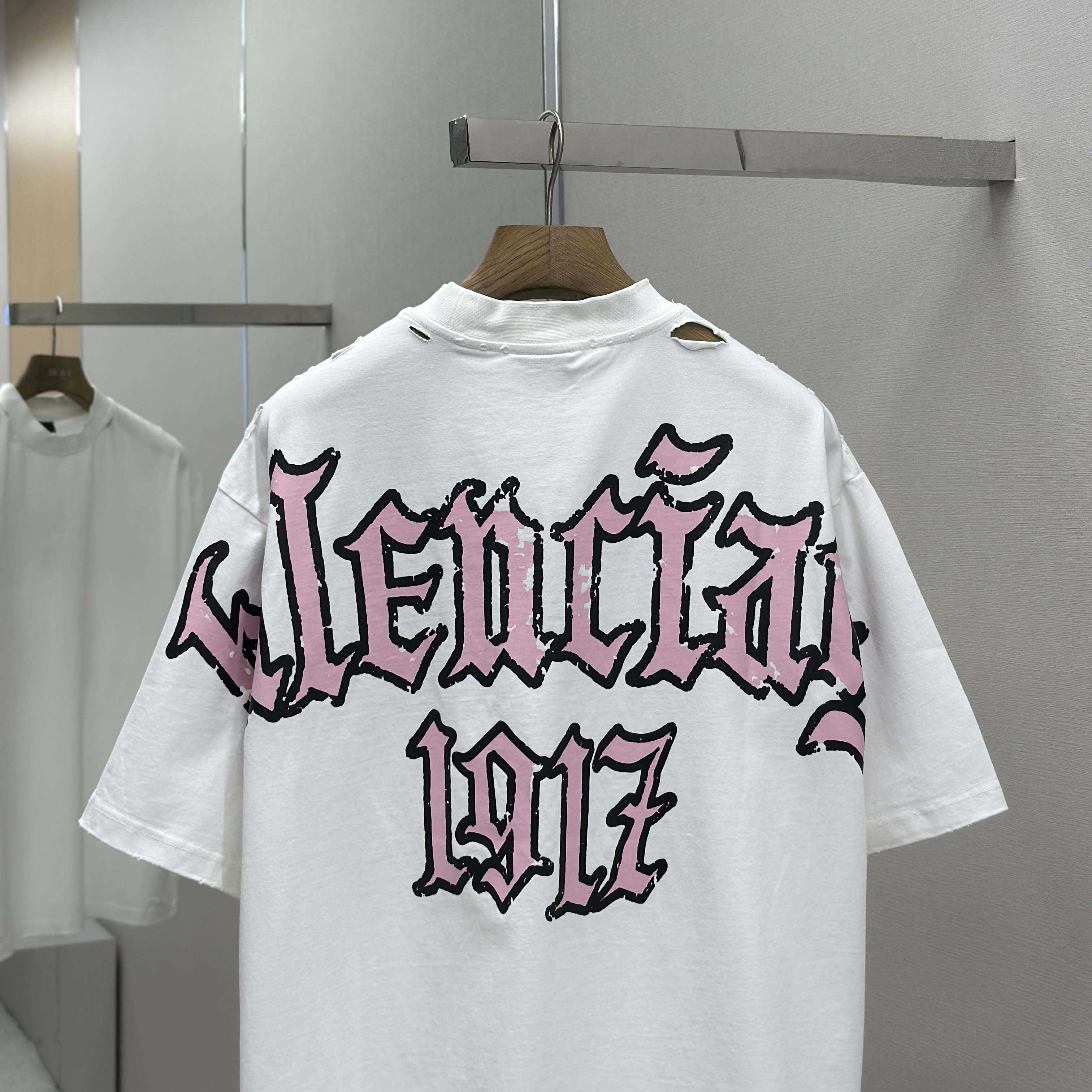 Balenciaga Blackletter Script Oversized T Shirt - EUR FASHION