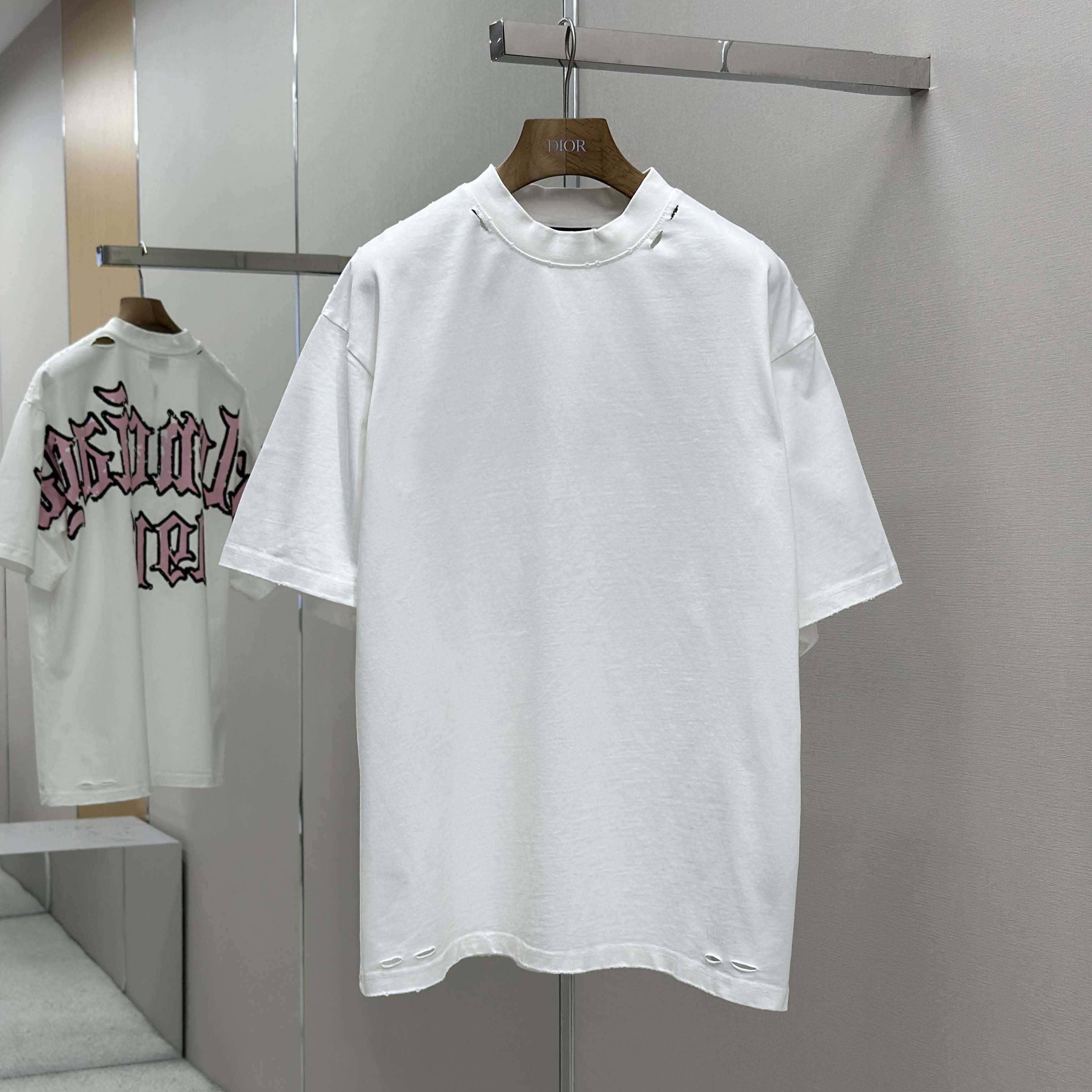 Balenciaga Blackletter Script Oversized T Shirt - EUR FASHION