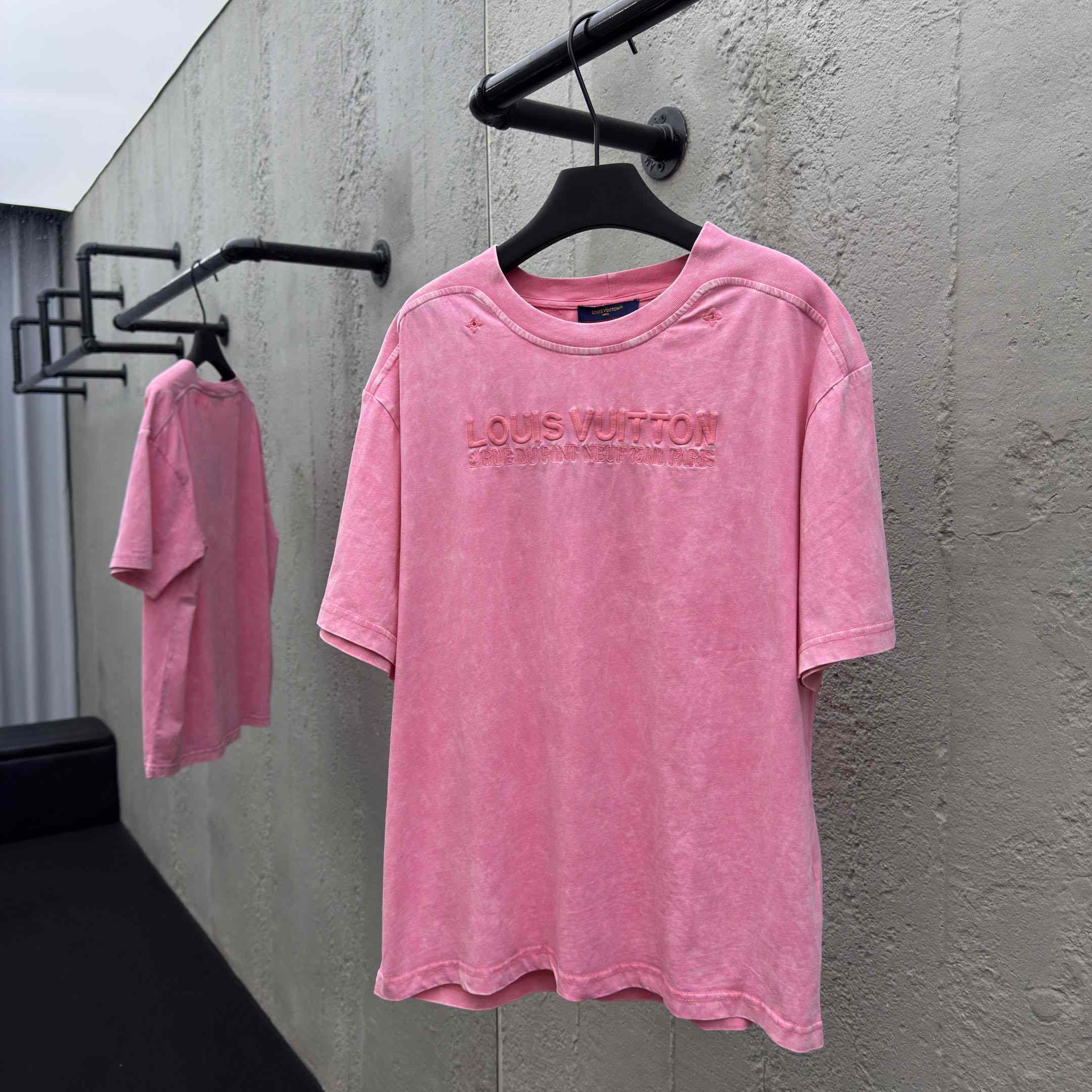 Louis Vuitton Washed Ribbed T-Shirt   1AHWA0 - EUR FASHION