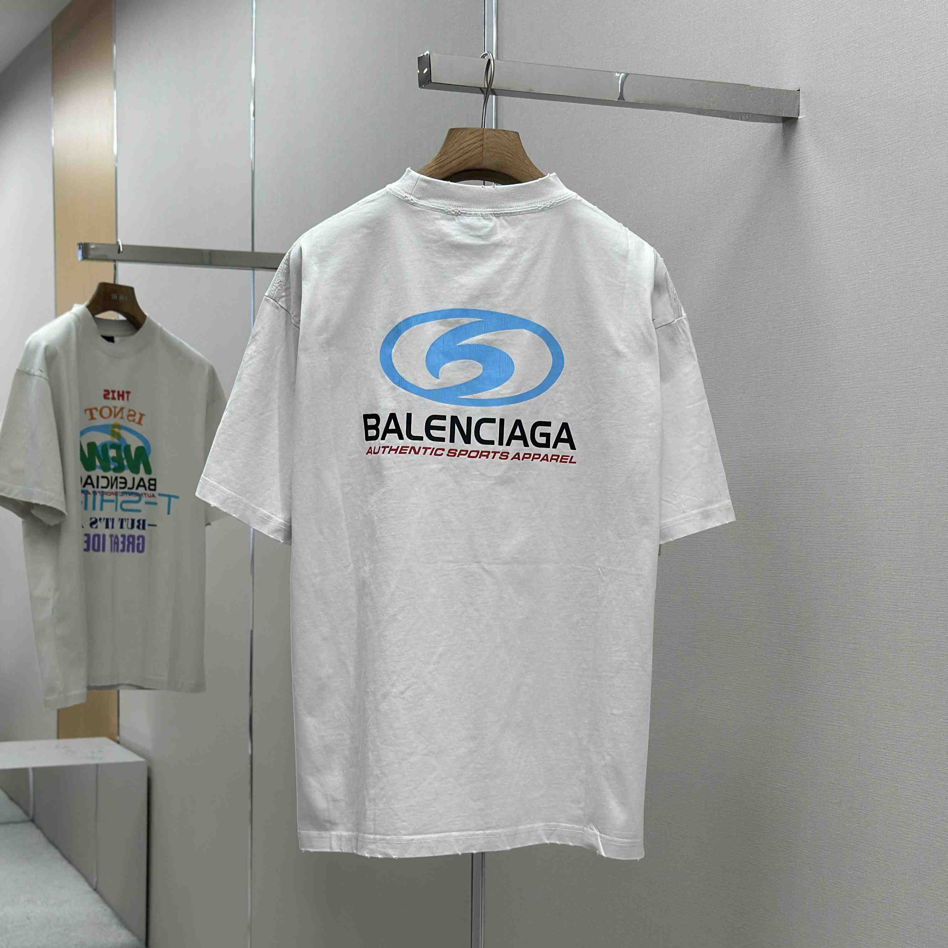 Balenciaga Oversized T-Shirt  - EUR FASHION