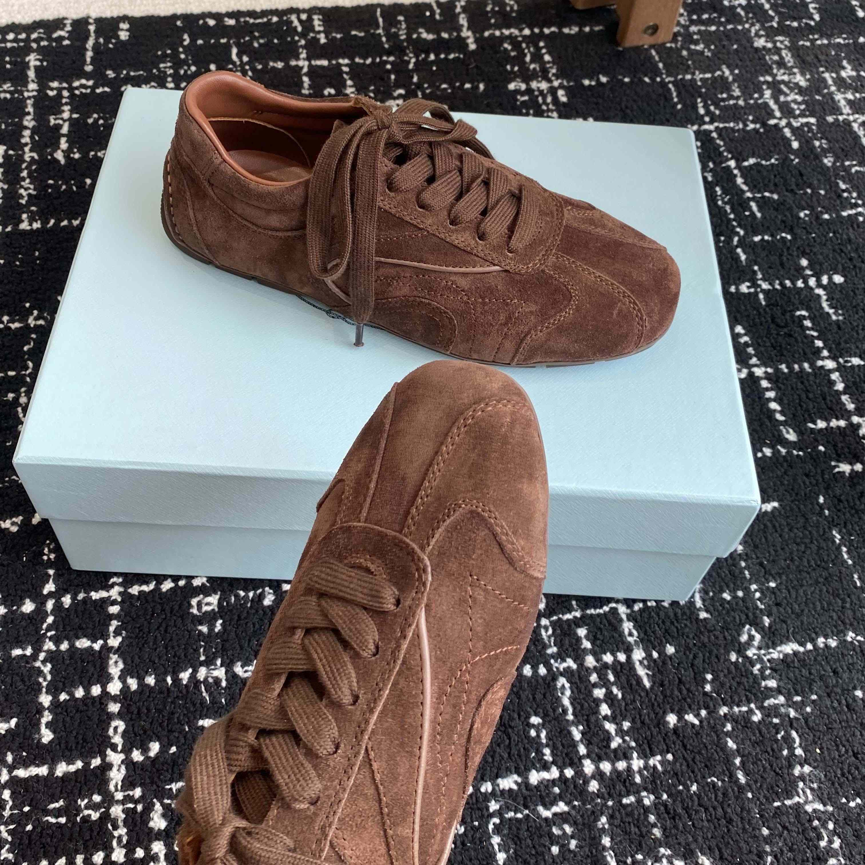 Prada Montecarlo Re-Edition 2005 Suede Sneakers - EUR FASHION