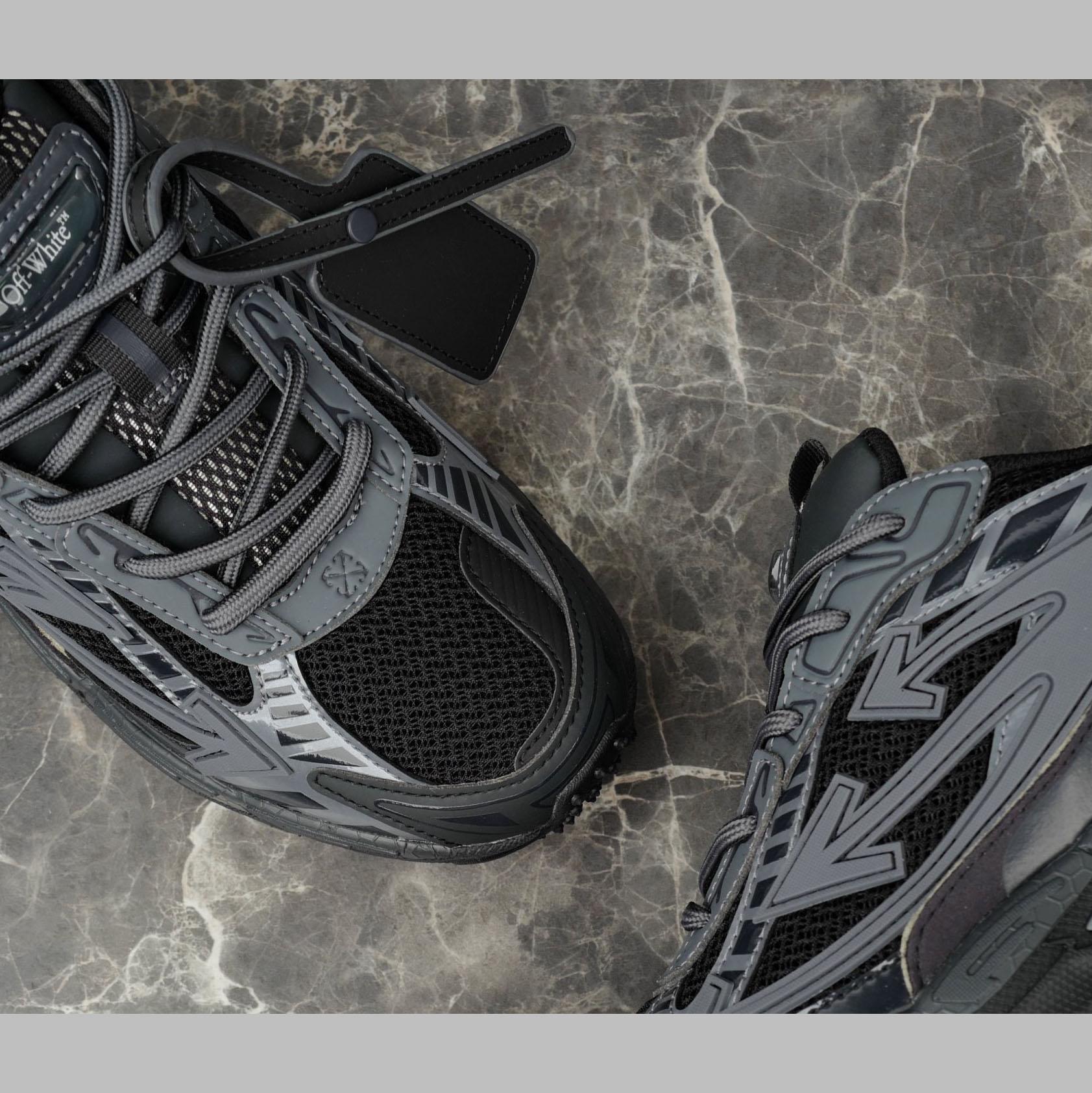 Off-White Full Black Be Right Back - EUR FASHION