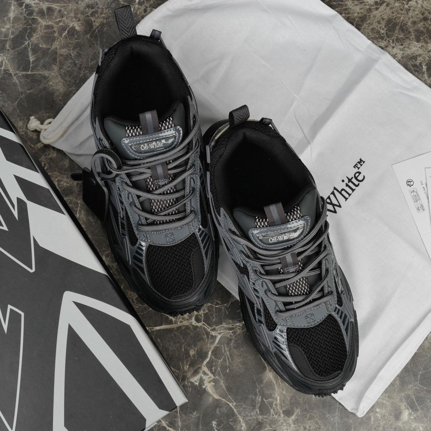 Off-White Full Black Be Right Back - EUR FASHION