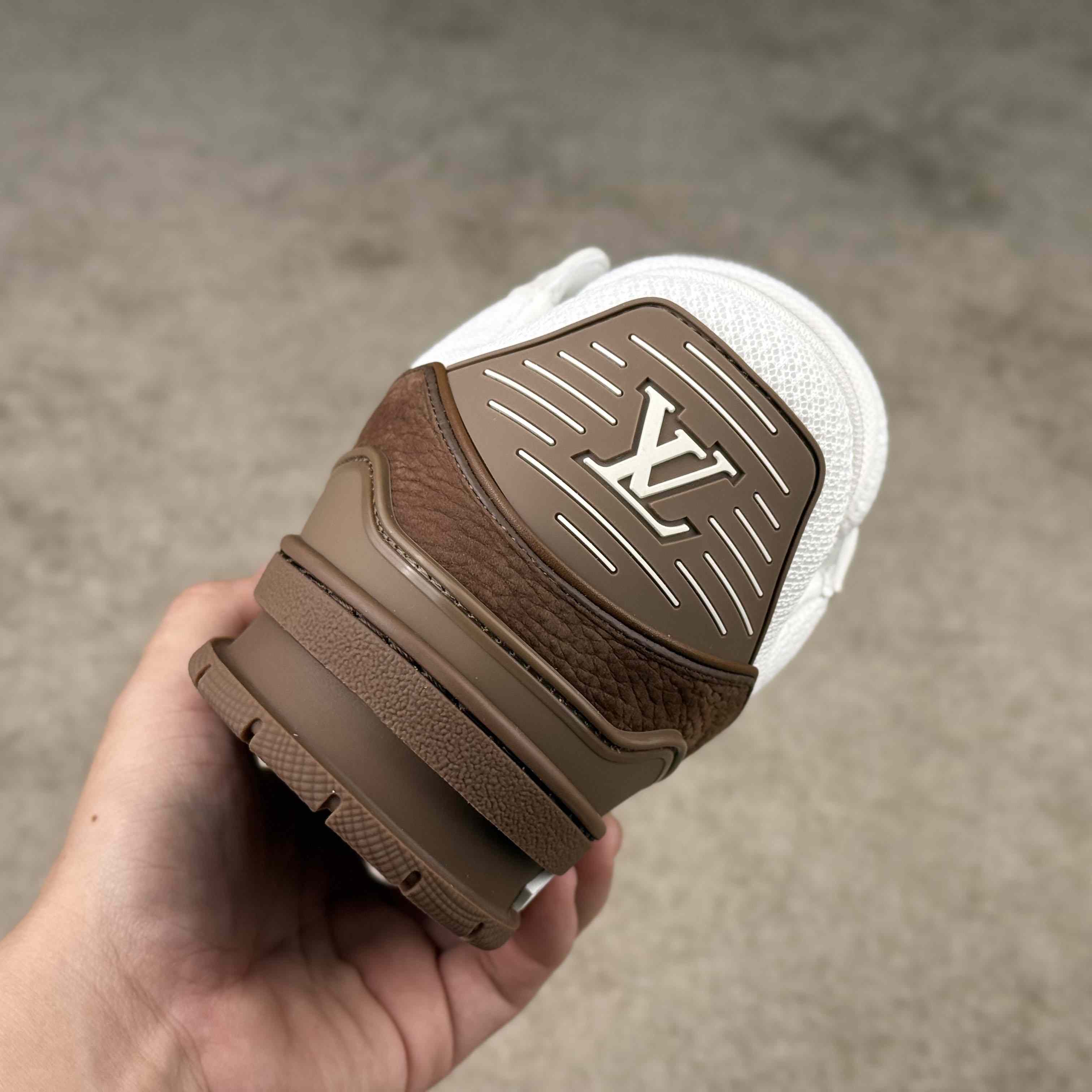 Louis Vuitton LV Trainer Sneaker   1AHTLL - EUR FASHION