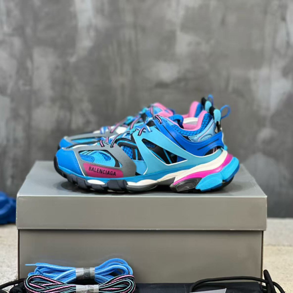 Balenciaga Track Sneakers - EUR FASHION