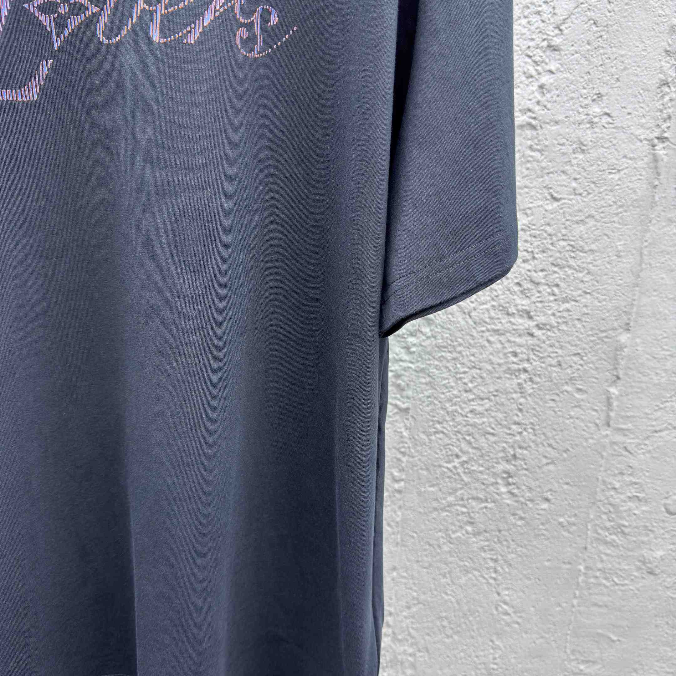 Louis Vuitton Iridescent LV Vers T-Shirt   1AGTSD - EUR FASHION