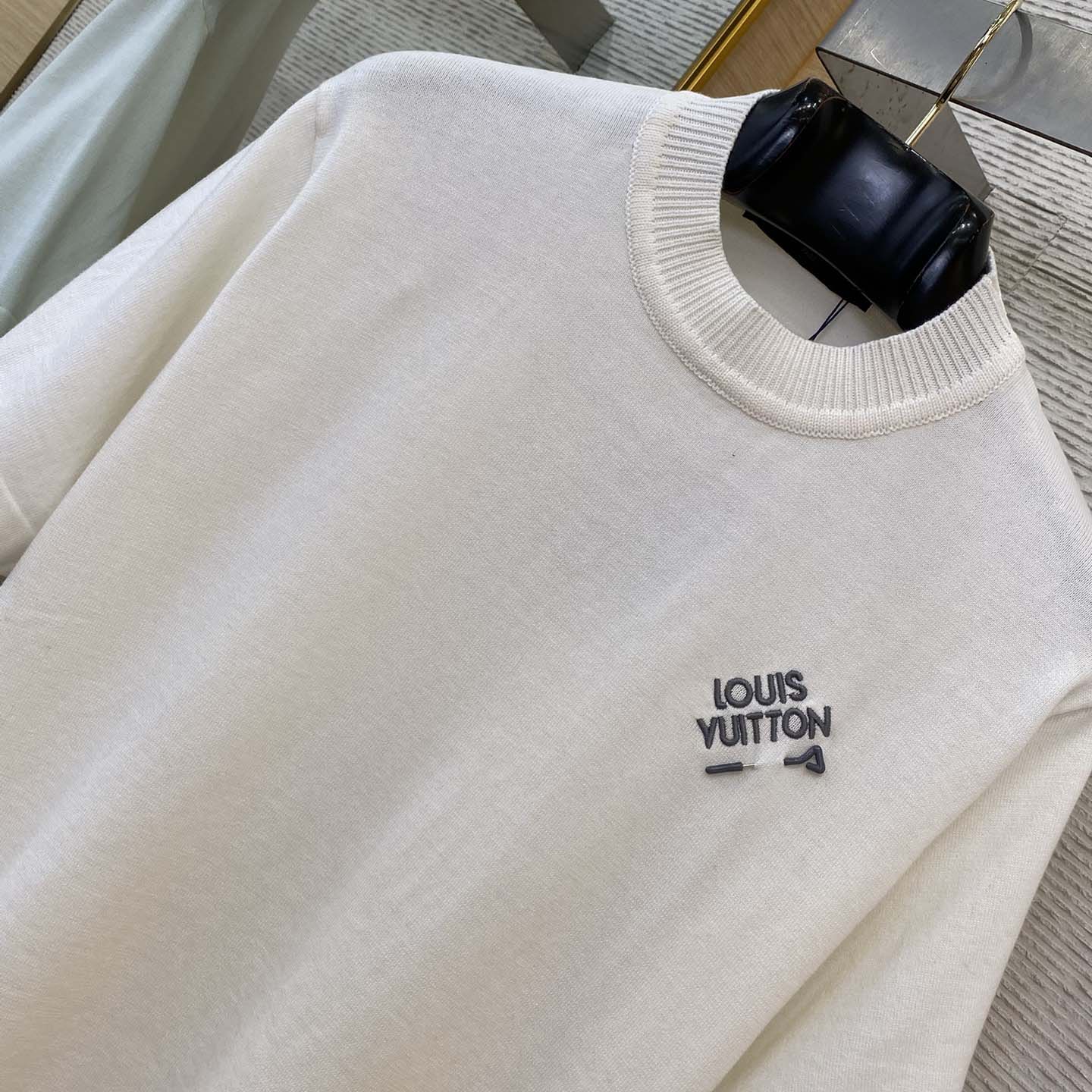 Louis Vuitton Signature Short-Sleeved T-Shirt  - EUR FASHION