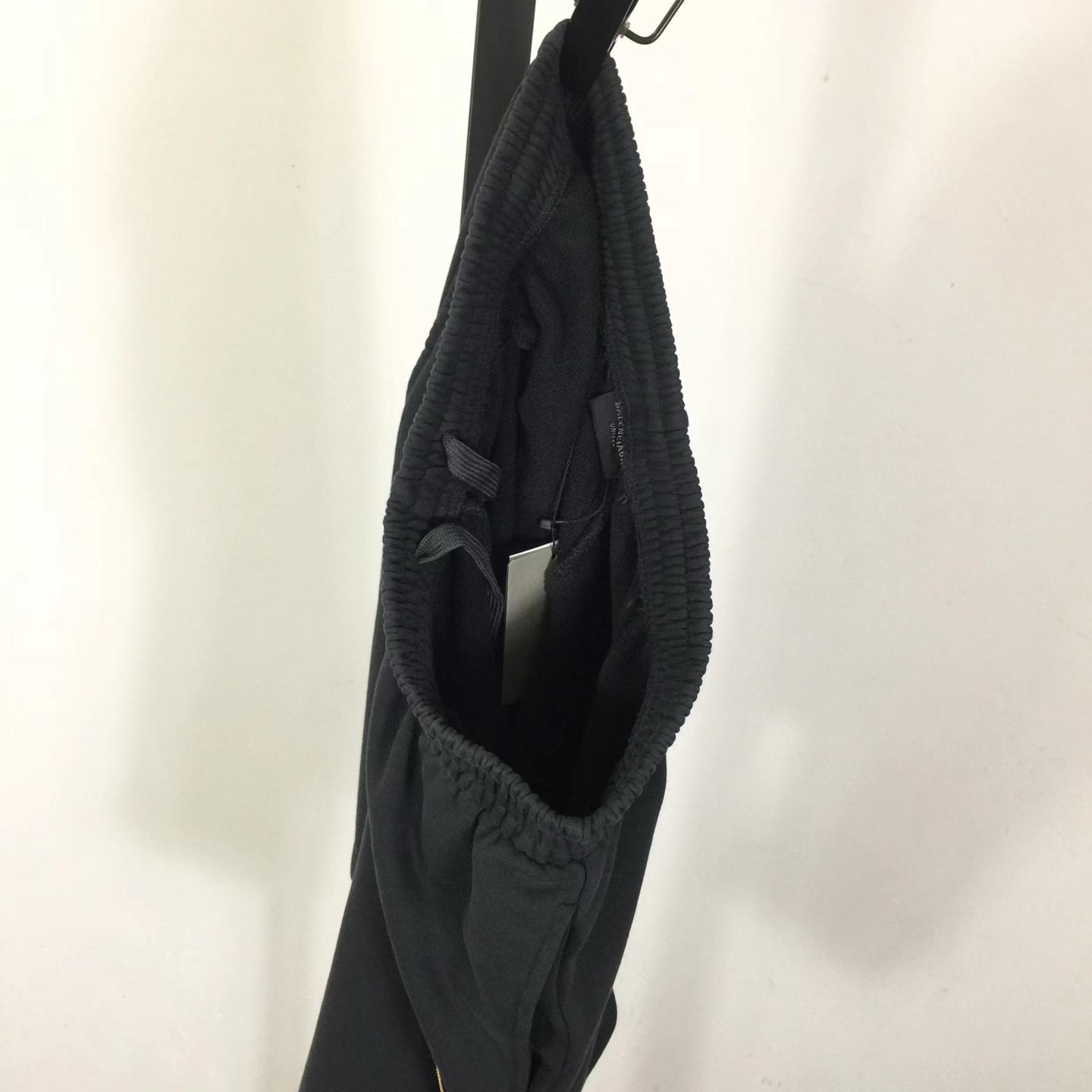 Balenciaga Uniform Merch Short In Faded Black Dry Fleece - EUR FASHION