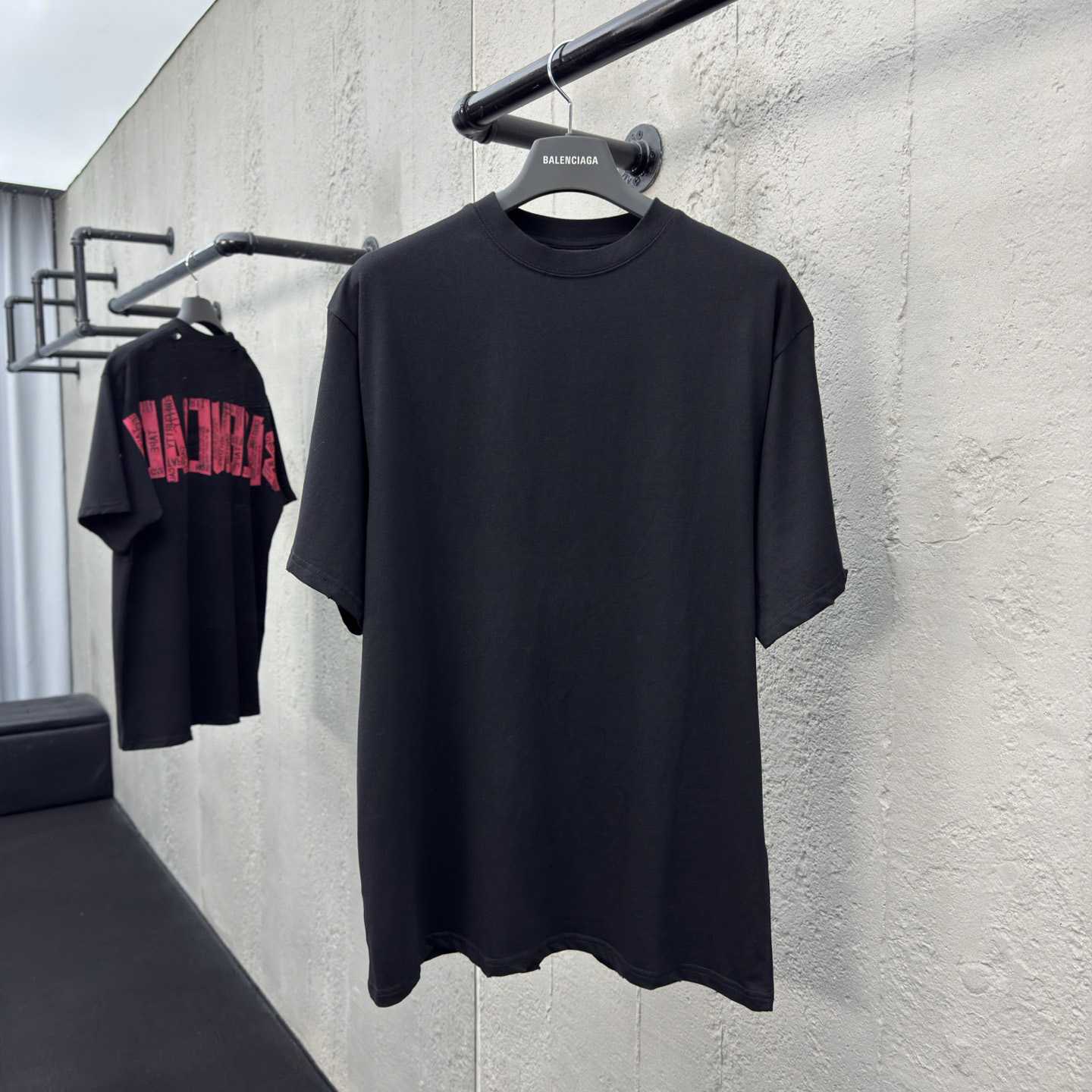 Balenciaga Security Tape Logo T-Shirt Oversized In Black - EUR FASHION