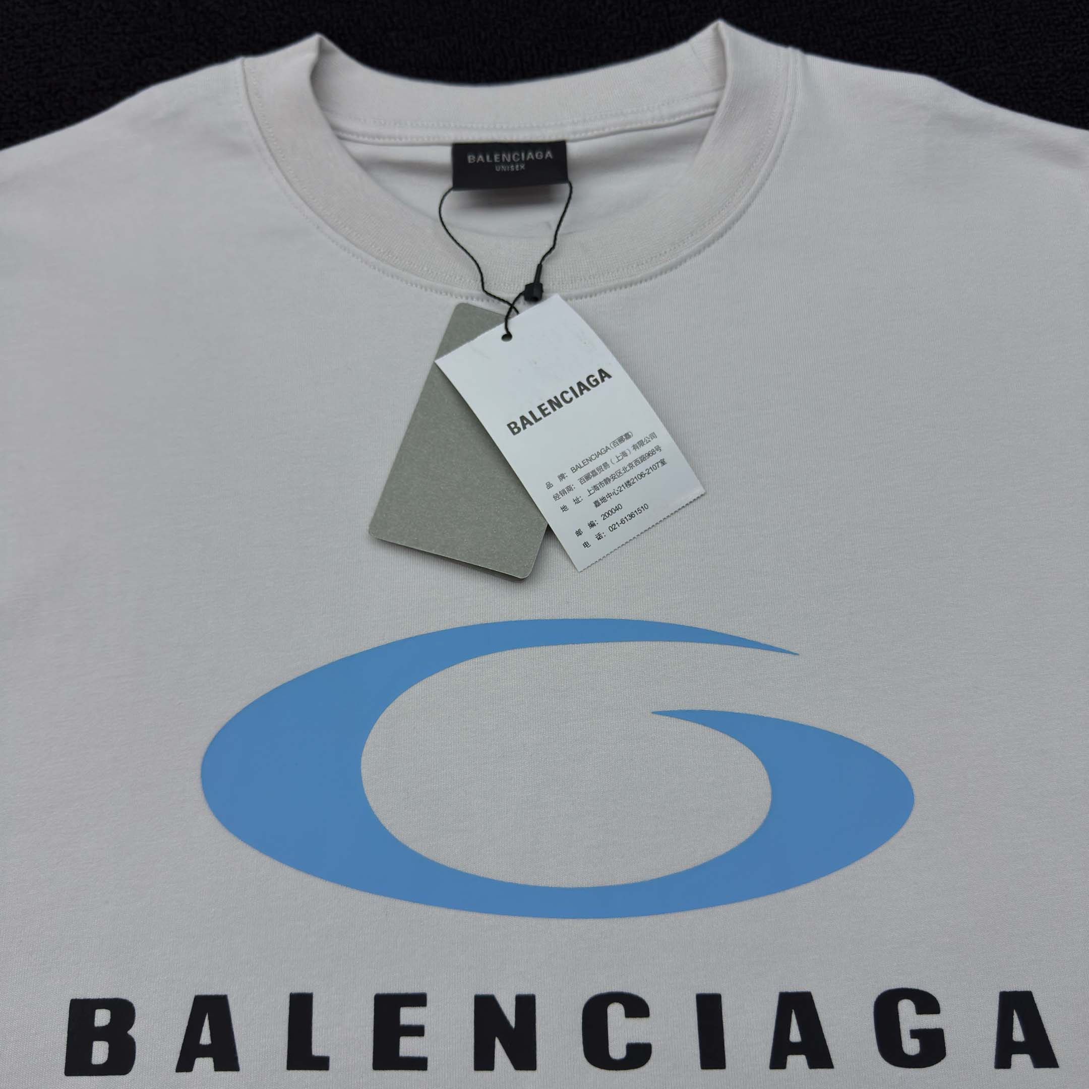 Balenciaga White Loop Sports Icon Medium Fit T-shirt  - EUR FASHION