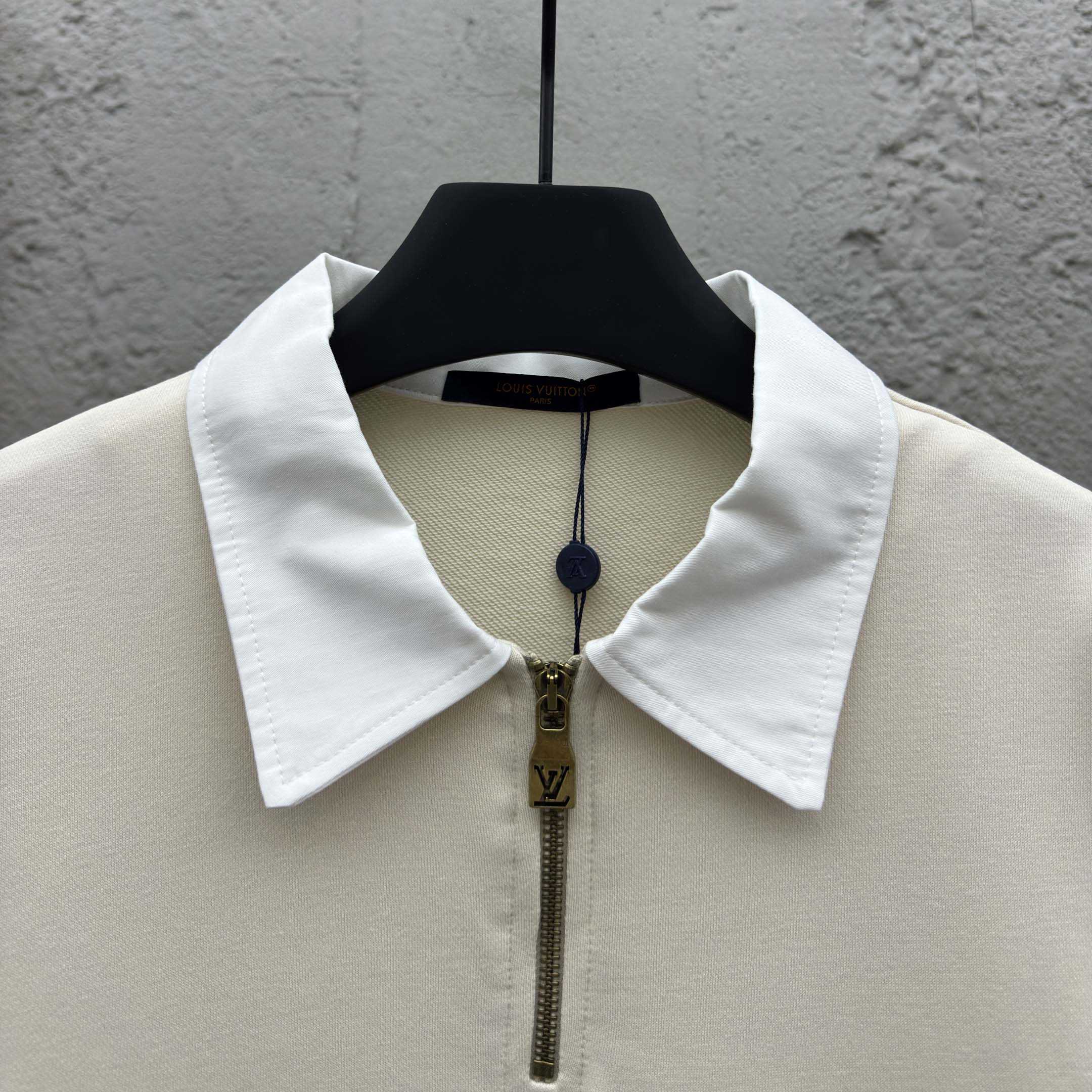 Louis Vuitton Embellished Half Zip Sweatshirt   1AHW29 - EUR FASHION