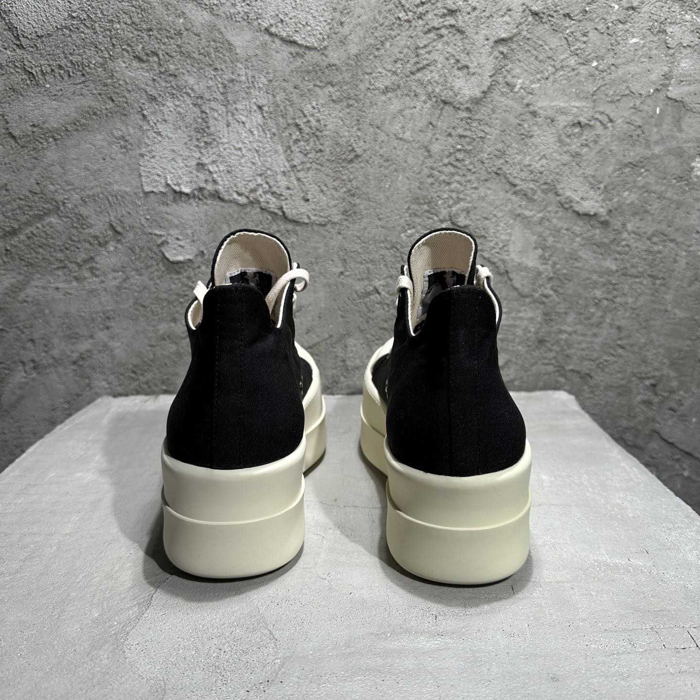 Rick Owens Low-Top Sneakers XZ2002     (50% Off Sale) - EUR FASHION