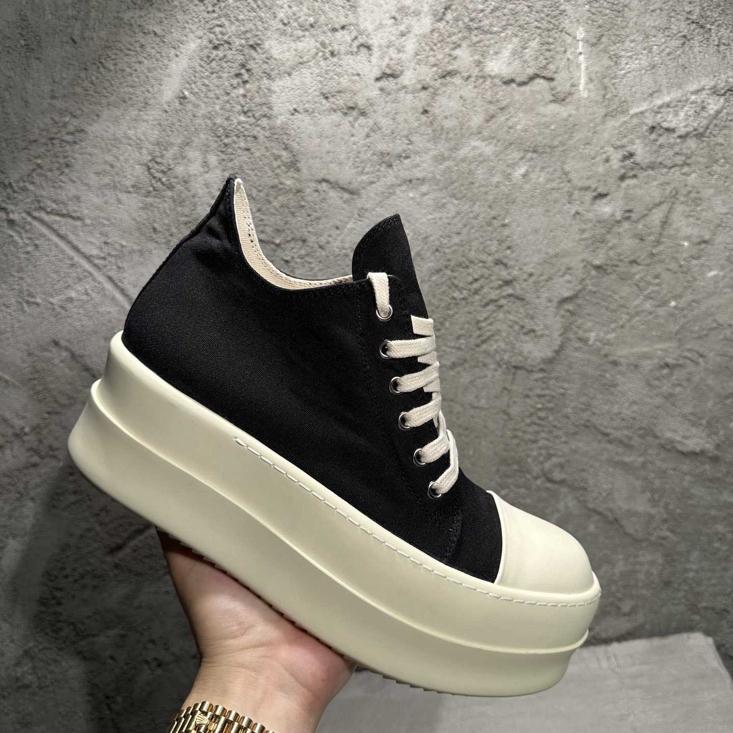 Rick Owens Low-Top Sneakers XZ2002     (50% Off Sale) - EUR FASHION