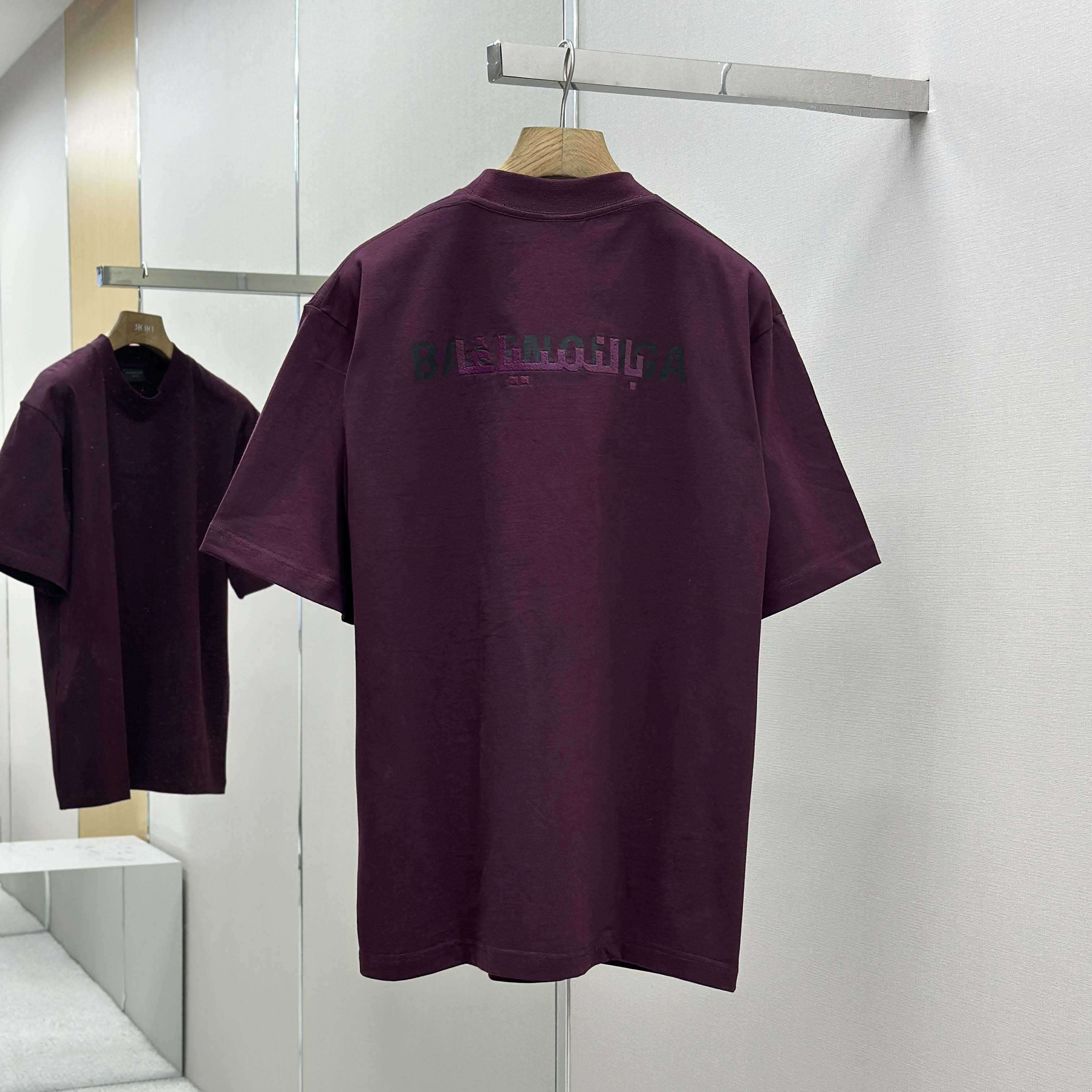 Balenciaga Unisex Medium-fit T-shirt In Vintage-jersey - EUR FASHION