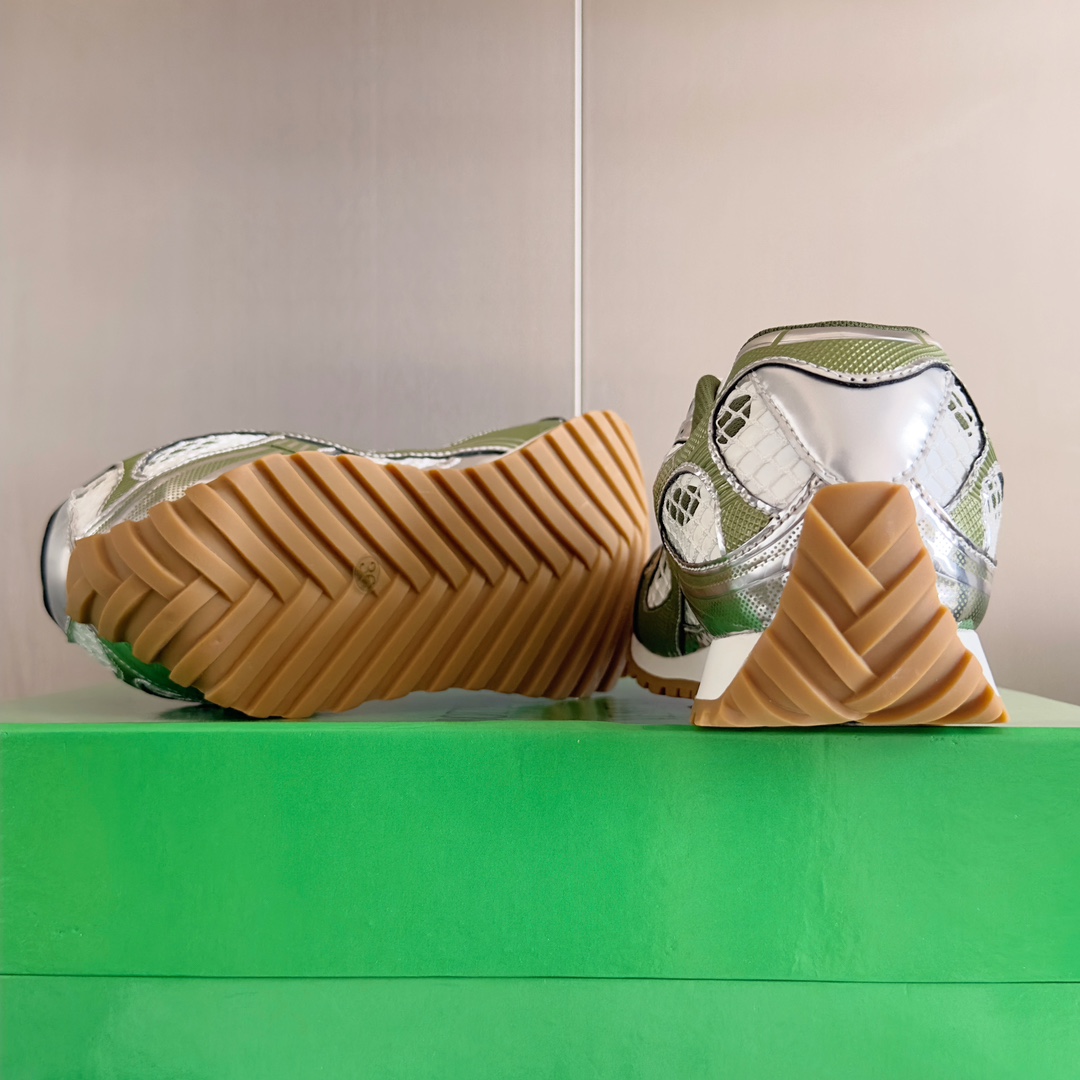 Bottega Veneta Orbit Sneaker XZ803  (50% Off Sale) - EUR FASHION