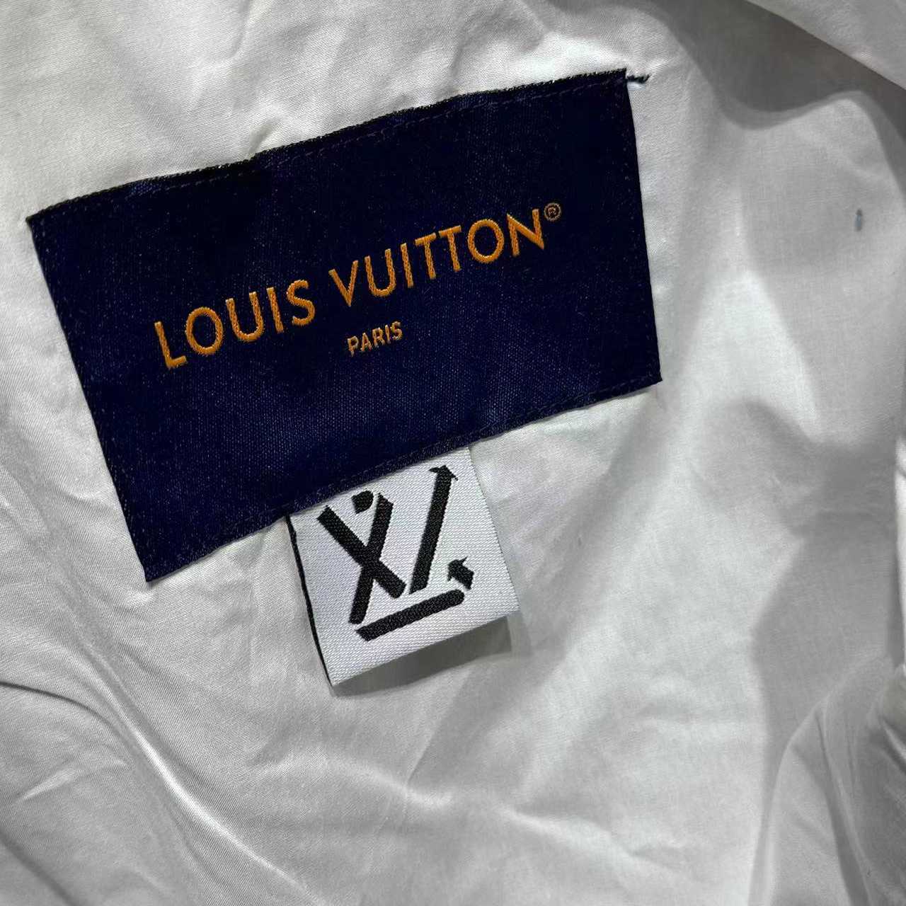 Louis Vuitton Upcycled Denim Canvas Jacket   1AGTEN - EUR FASHION