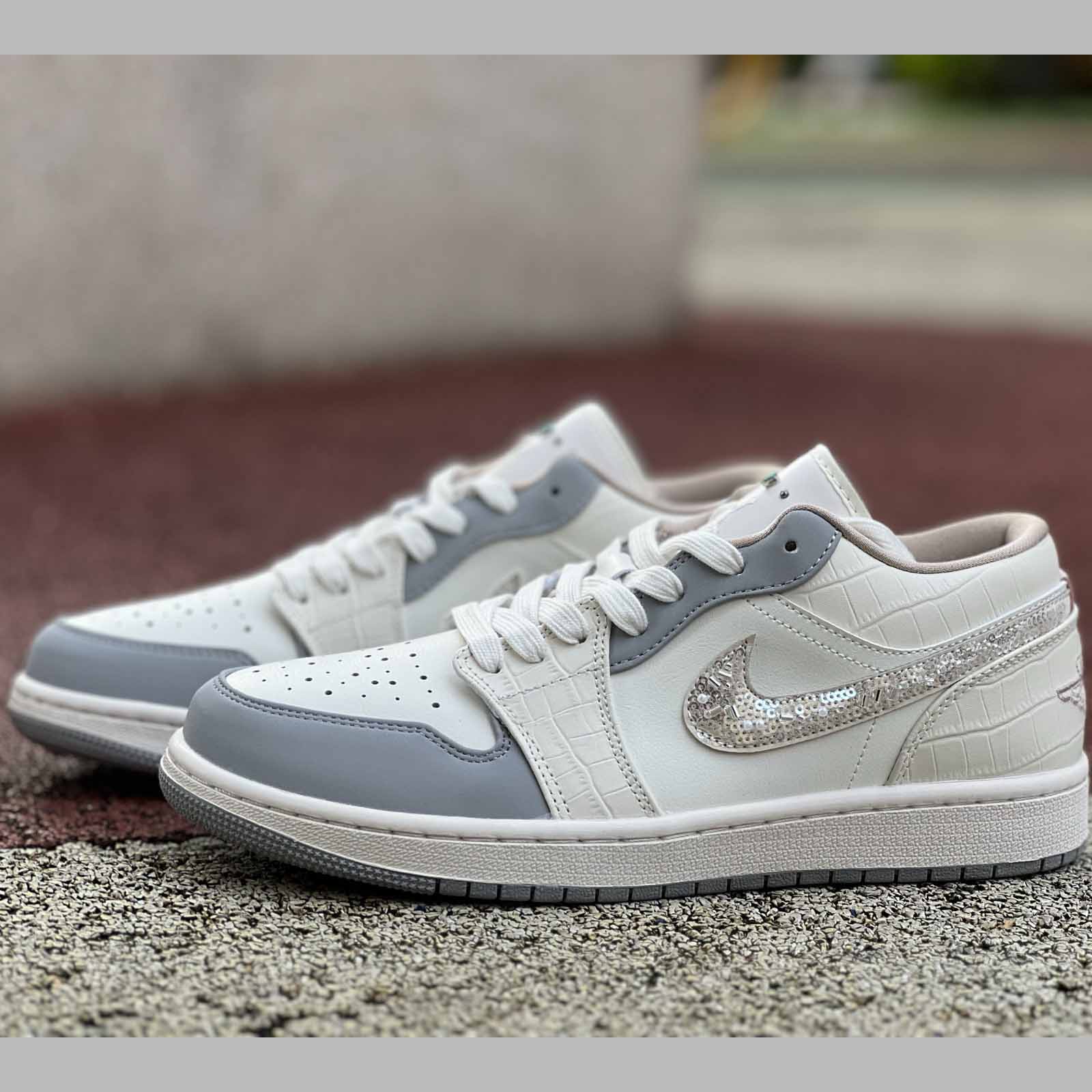 Jordan Air Jordan 1 Low   IH7323-100 - EUR FASHION