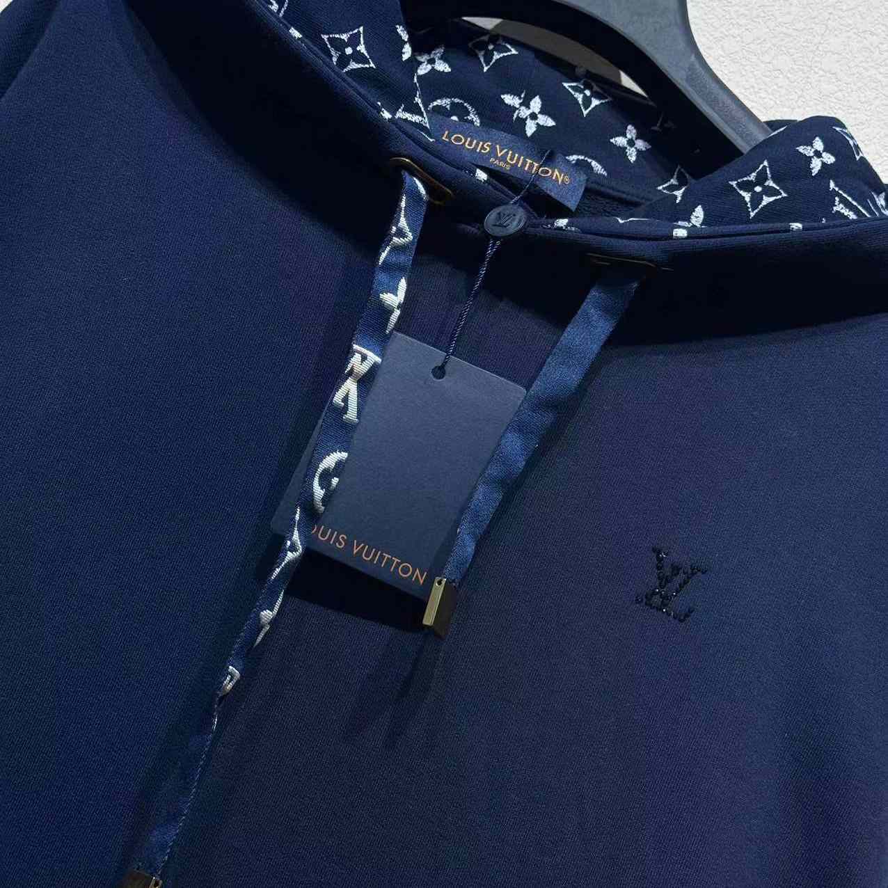 Louis Vuitton Cotton Hoodie   1AHUJR - EUR FASHION