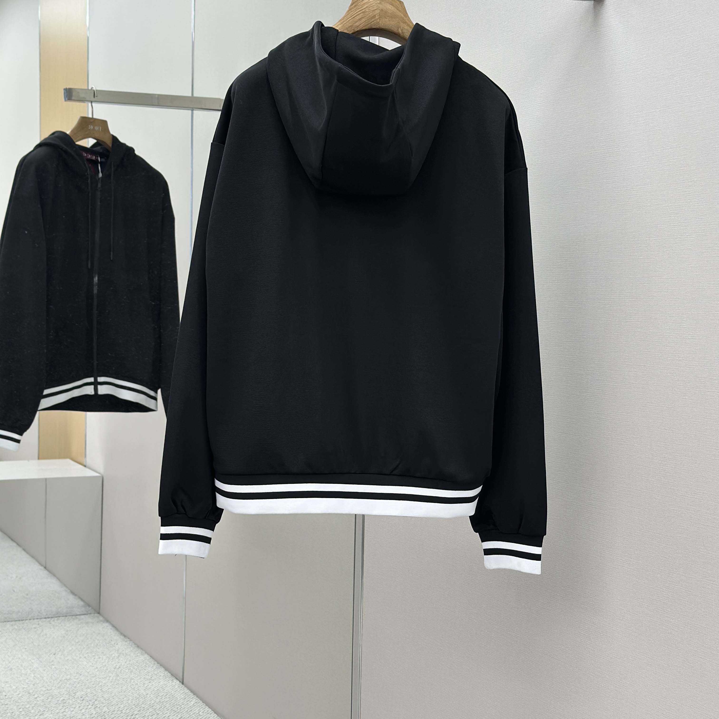 Gucci Technical Jersey Hooded Zip Jacket - EUR FASHION