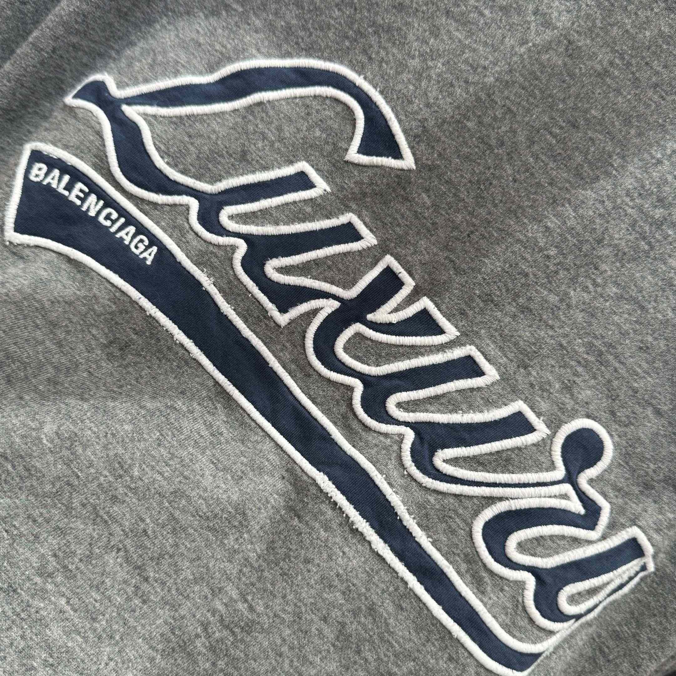 Balenciaga Luxury Script Oversized T-Shirt In Dark Heather Grey And Blue Dry Jersey - EUR FASHION