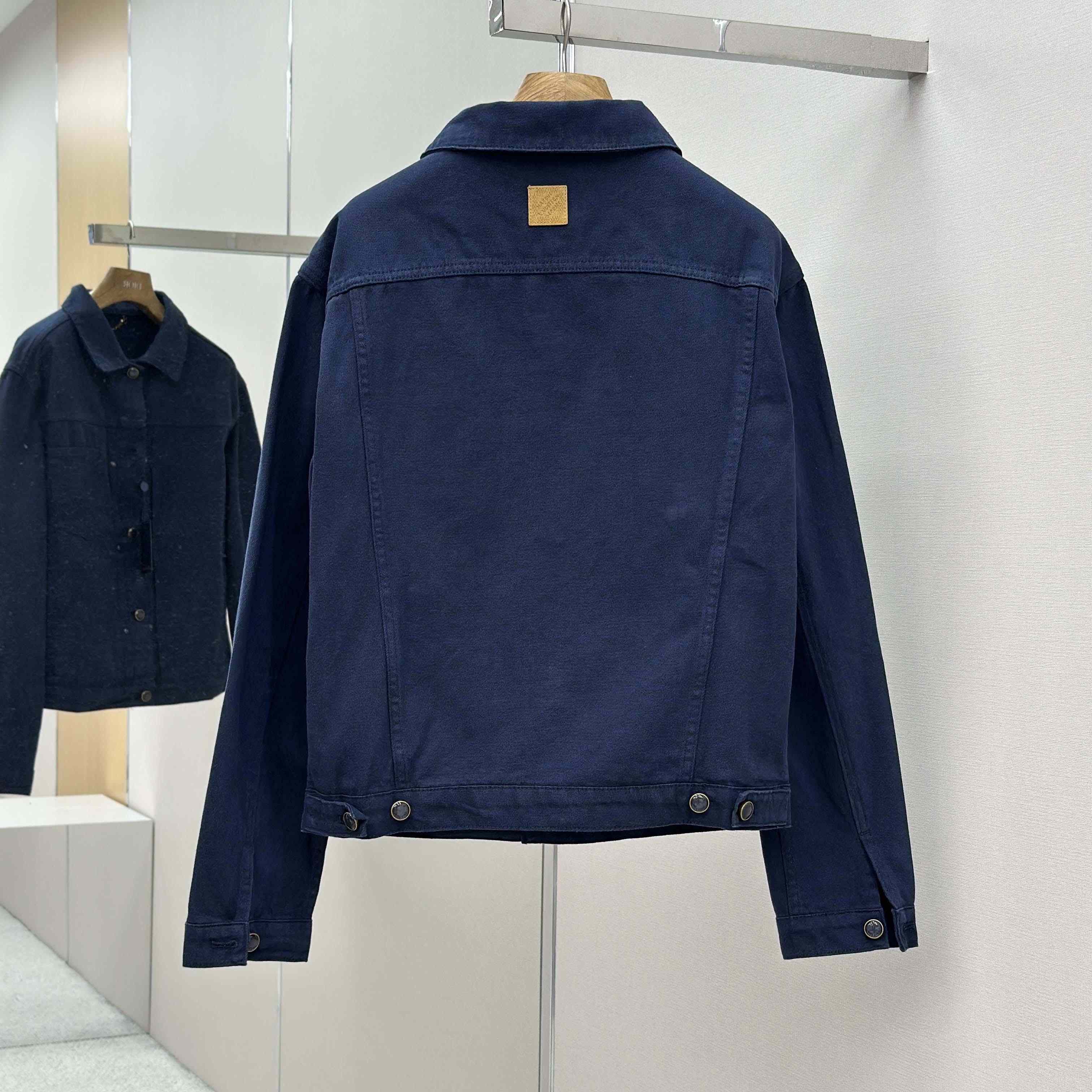 Louis Vuitton Garment-Dyed Denim Type II Trucker Jacket   1AHUY5 - EUR FASHION