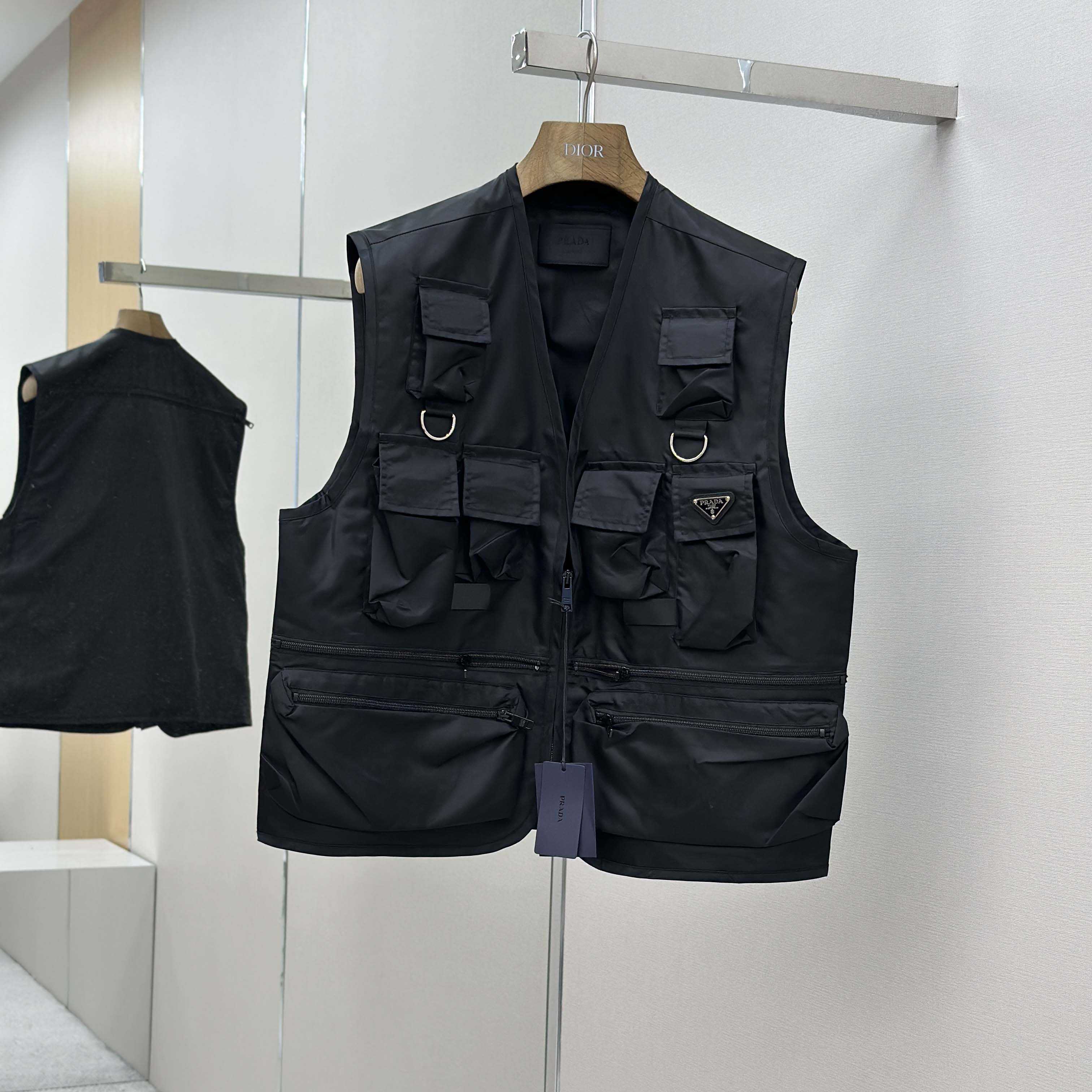 Prada Re-Nylon Utility Vest - EUR FASHION