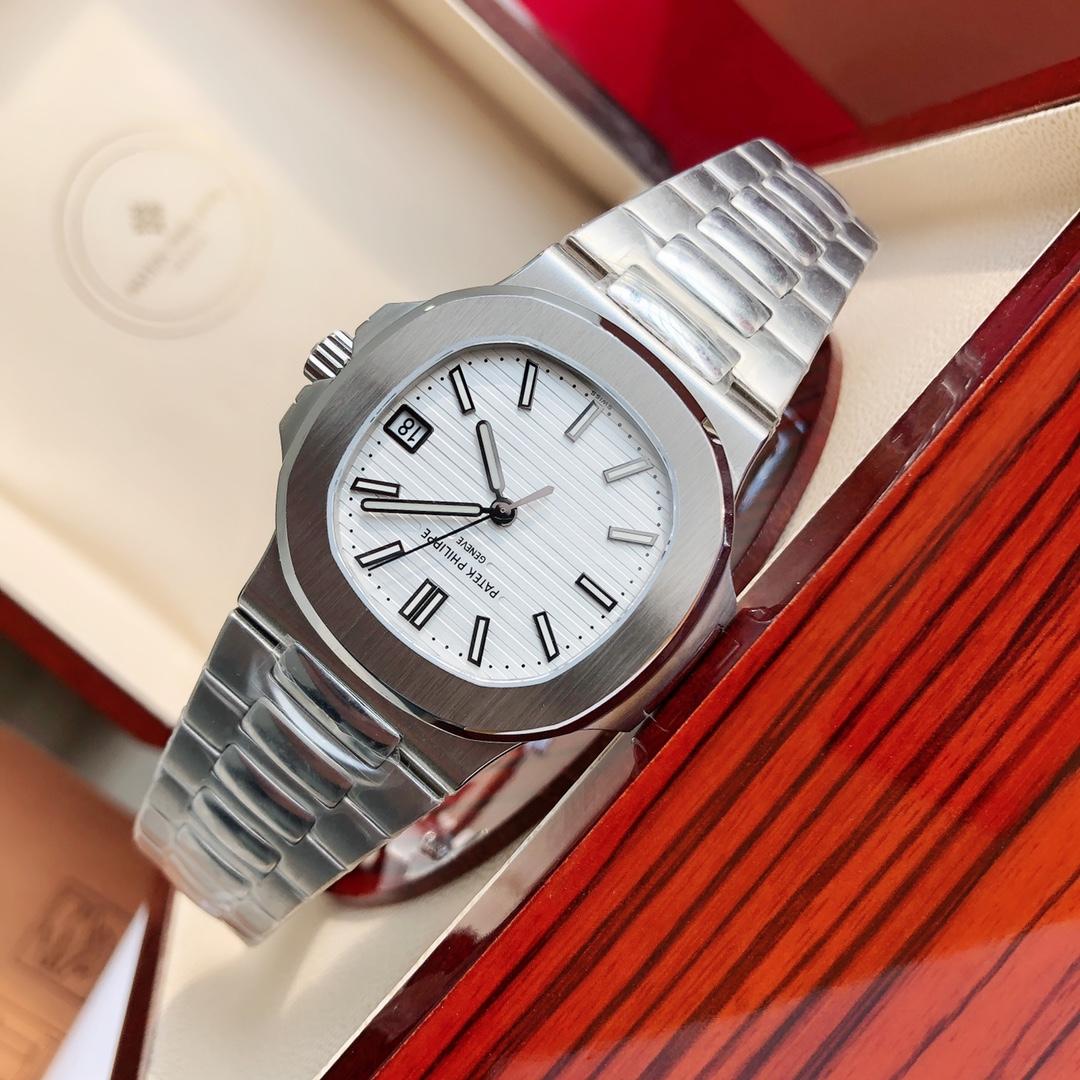 Patek Philippe Nautilus Mens 40mm 5711/1A - EUR FASHION