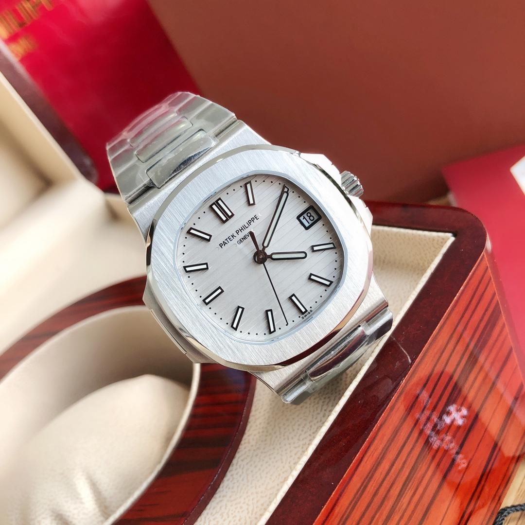 Patek Philippe Nautilus Mens 40mm 5711/1A - EUR FASHION