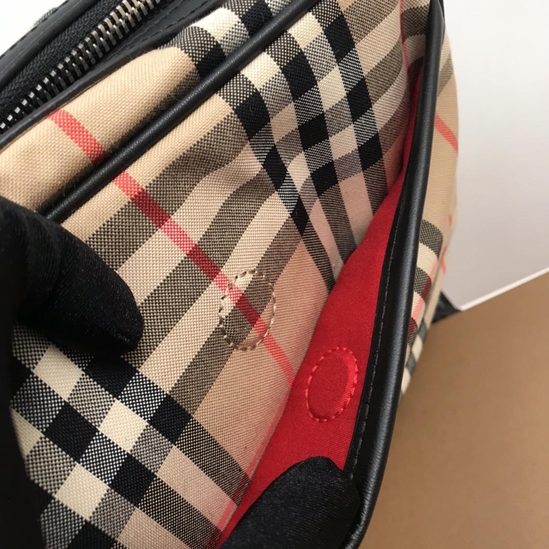 Burberry Check Shoulder Crossbody Bag  - EUR FASHION
