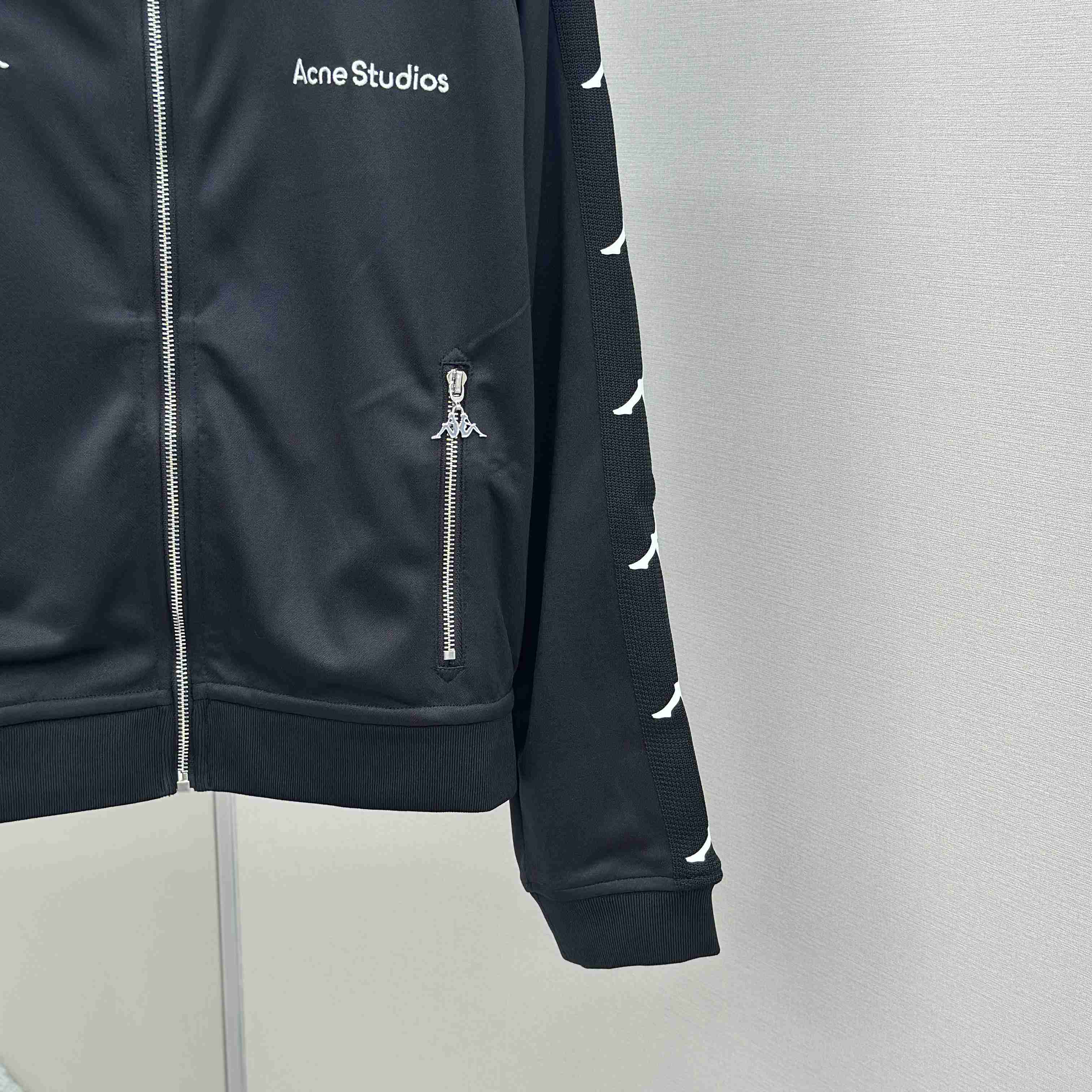 Acne Studios Zipper Sweater - Acne Studios x Kappa - EUR FASHION