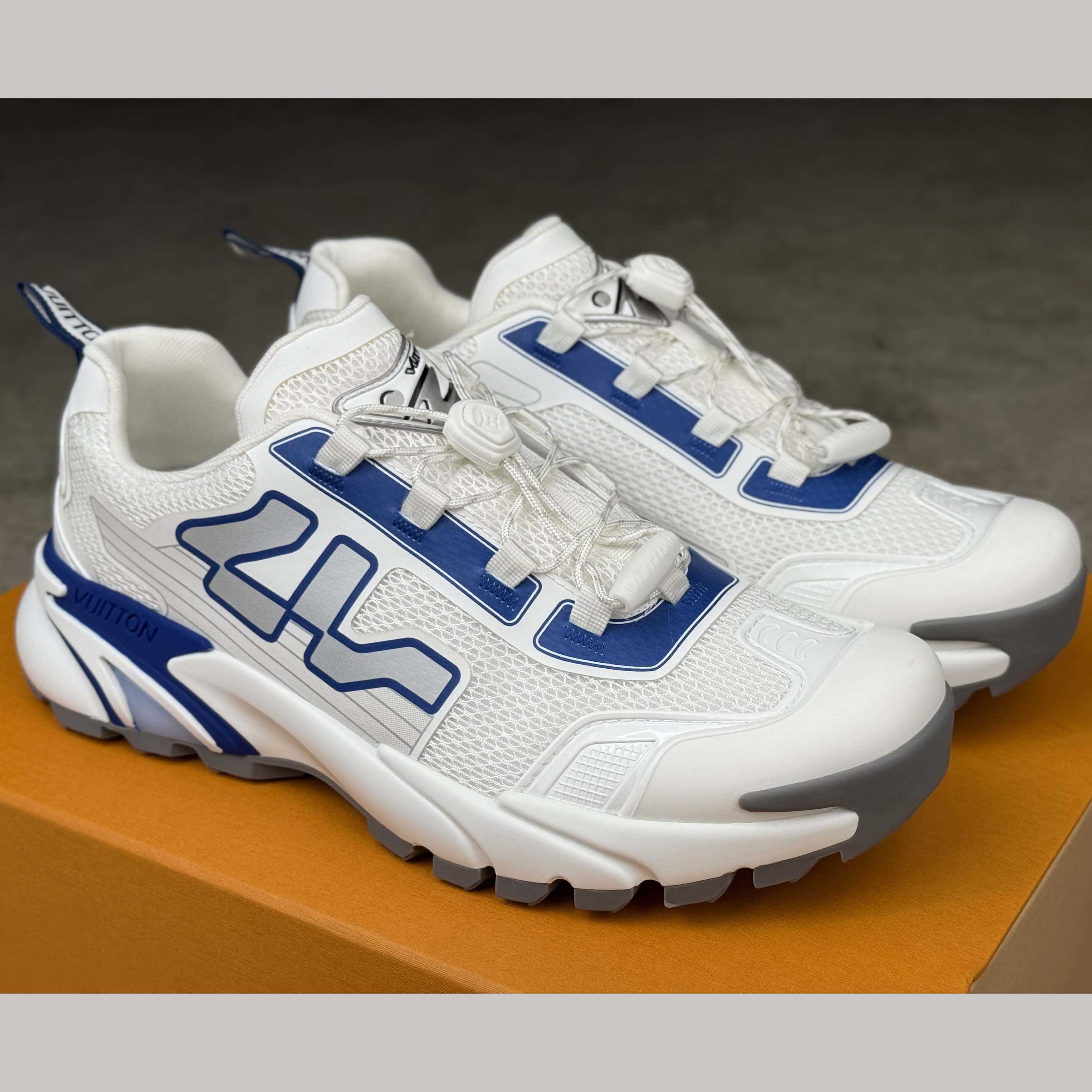 Louis Vuitton LV Runner Tatic Sneaker     1AHTWT - EUR FASHION