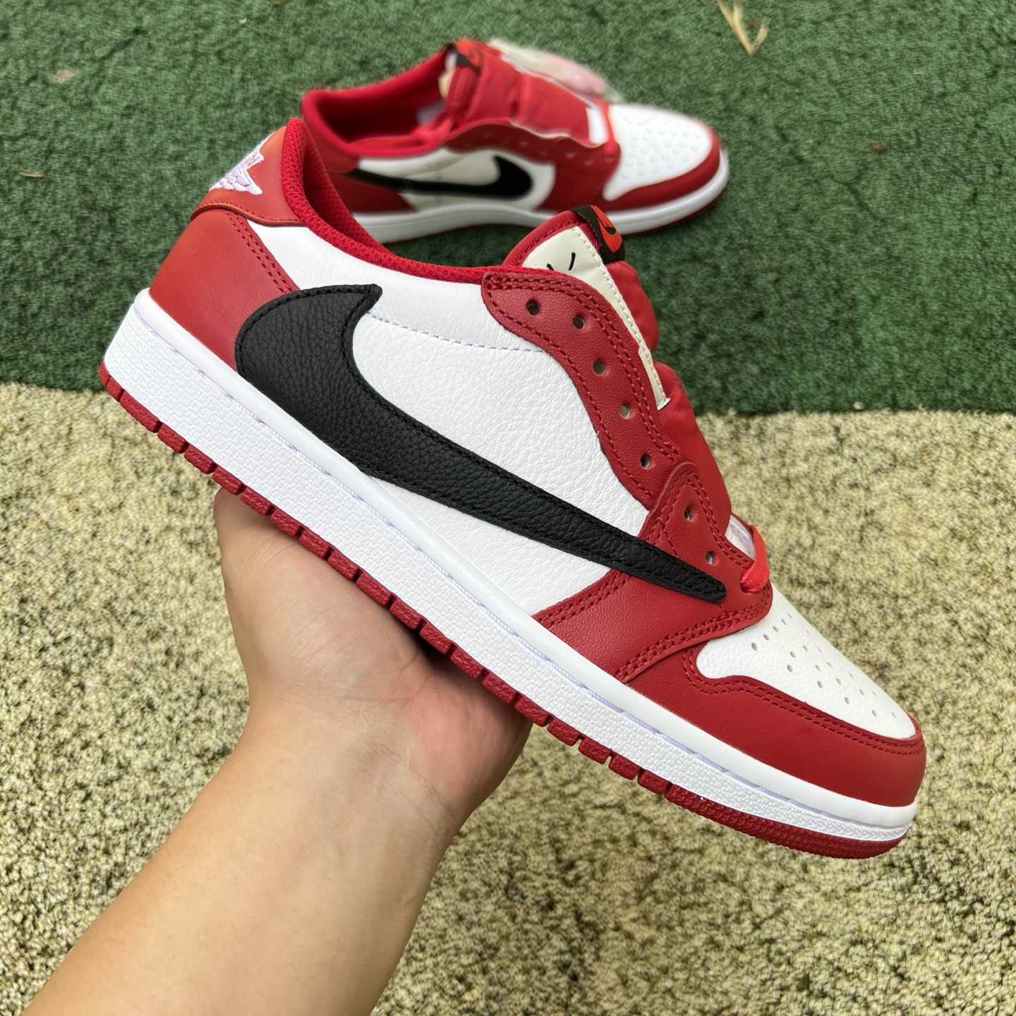 Travis Scott x Air Jordan 1 Low OG    DM7866-101 - EUR FASHION
