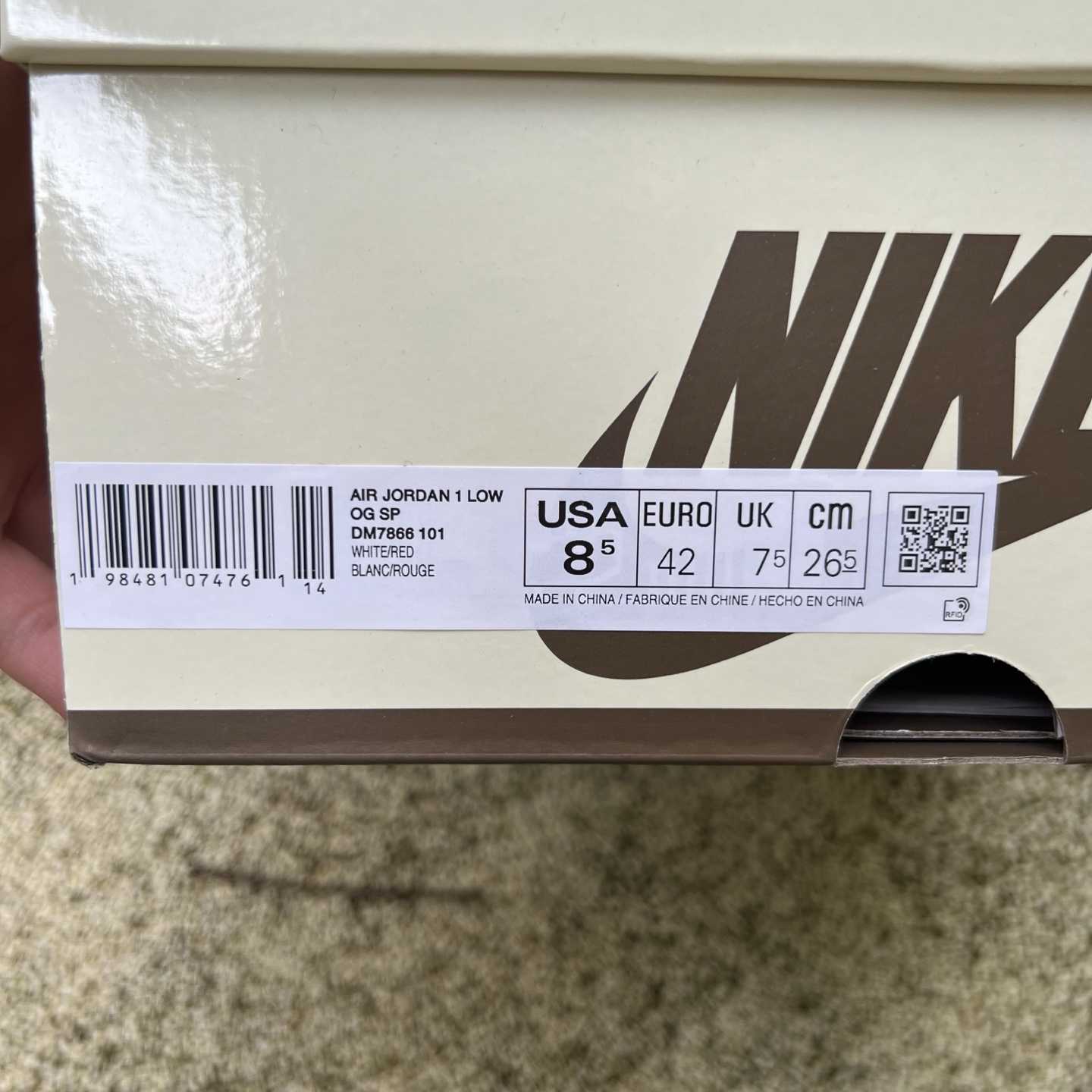 Travis Scott x Air Jordan 1 Low OG    DM7866-101 - EUR FASHION