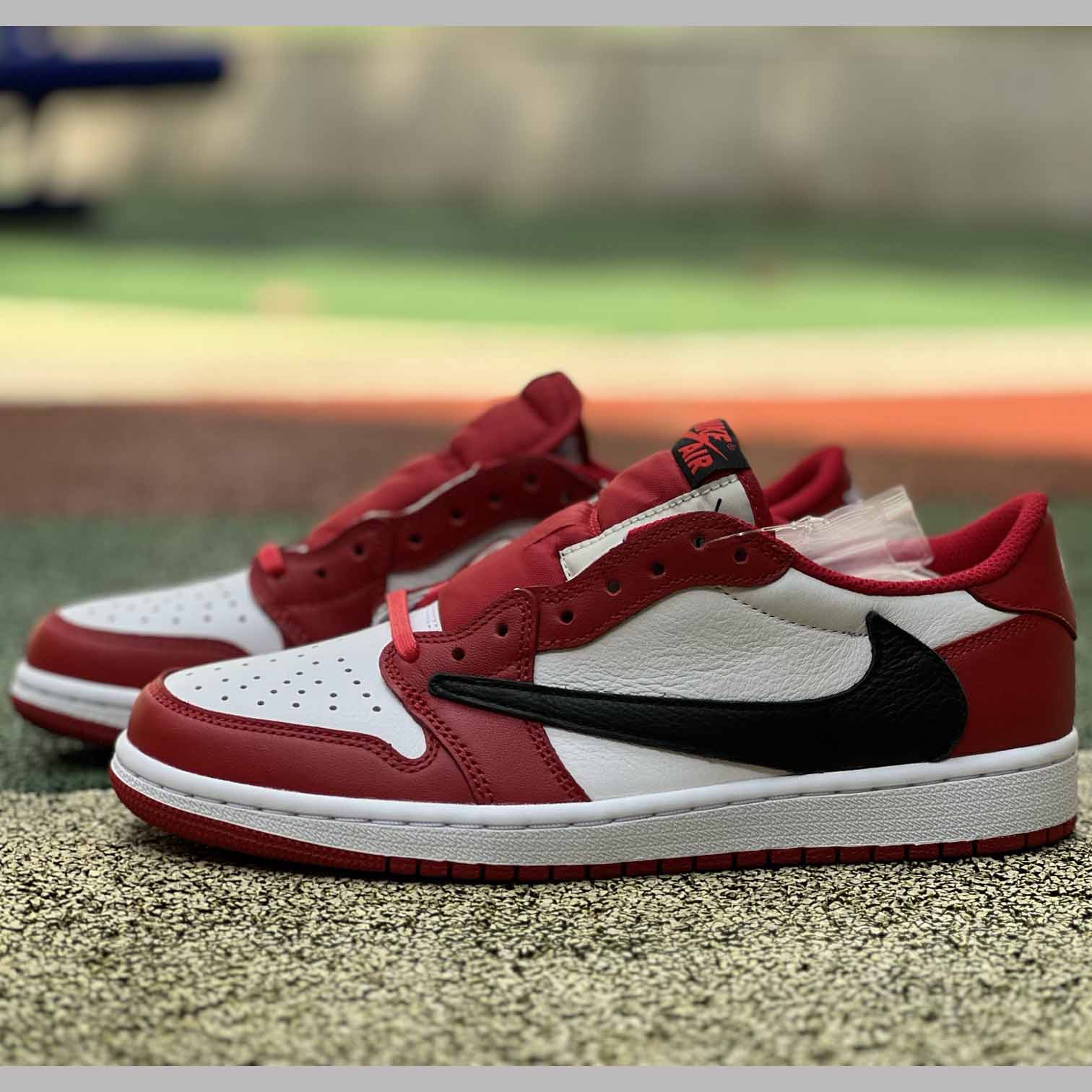 Travis Scott x Air Jordan 1 Low OG    DM7866-101 - EUR FASHION